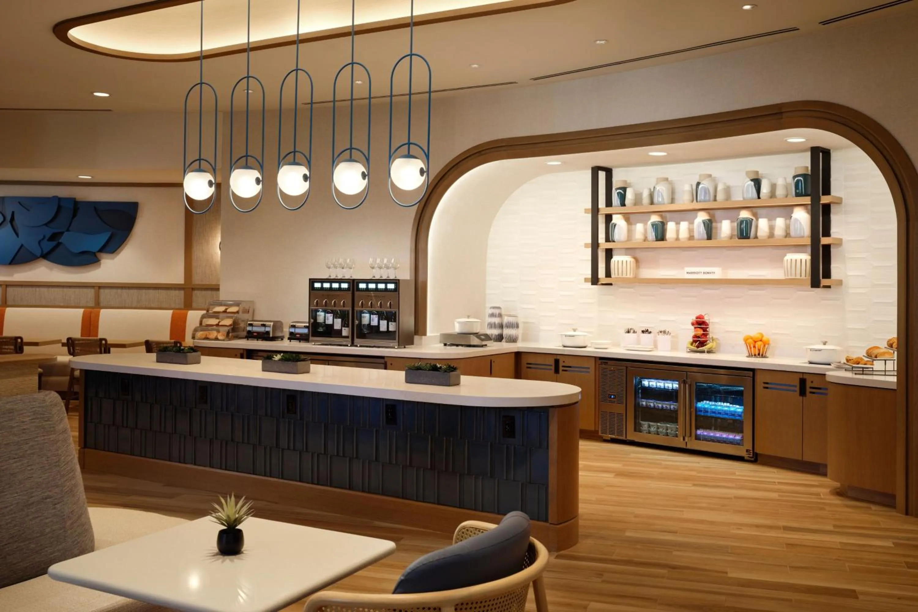 Lounge or bar in Marriott Marquis San Diego Marina