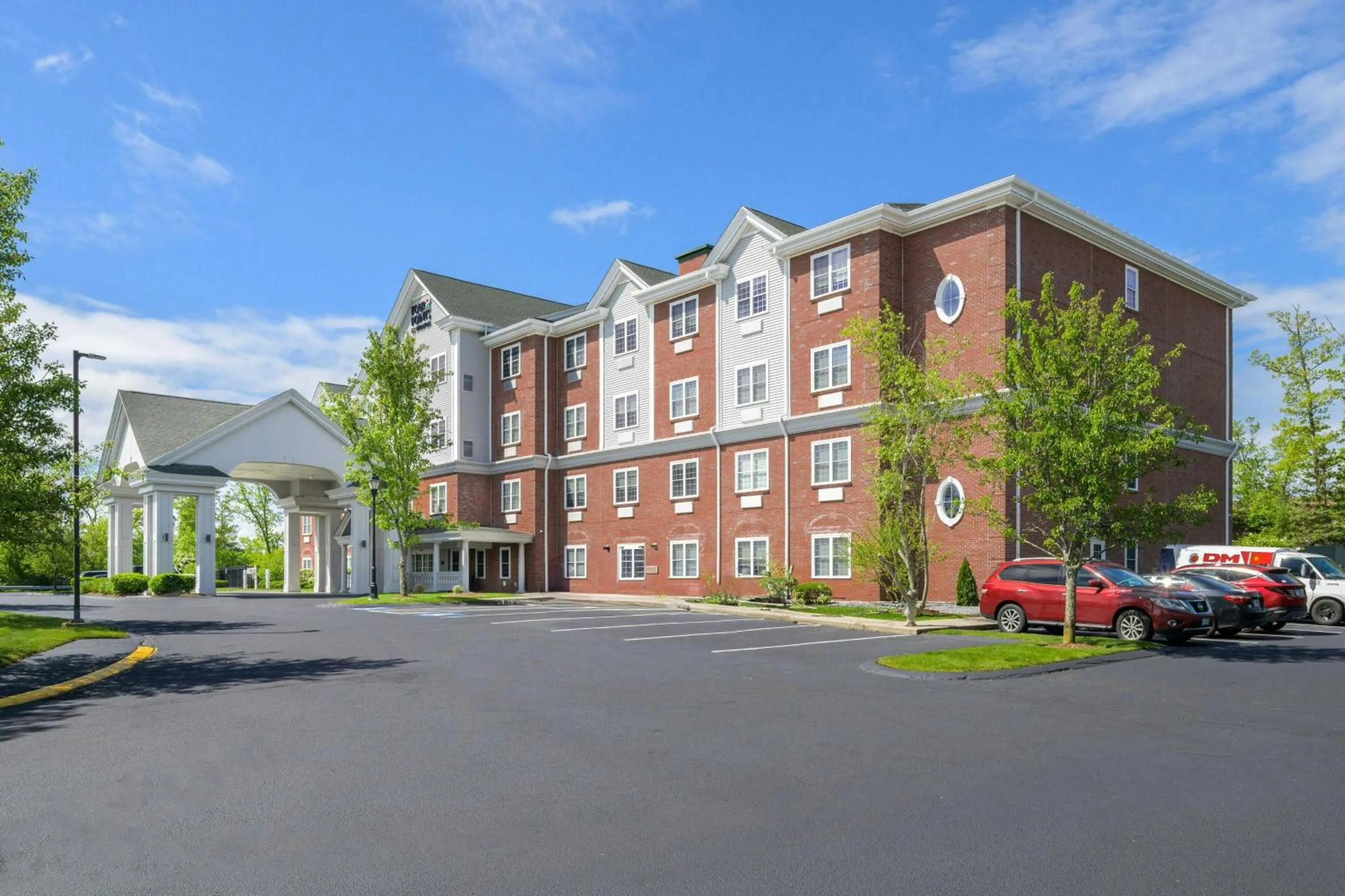 Property building in Four Points by Sheraton Bedford Manchester Airport