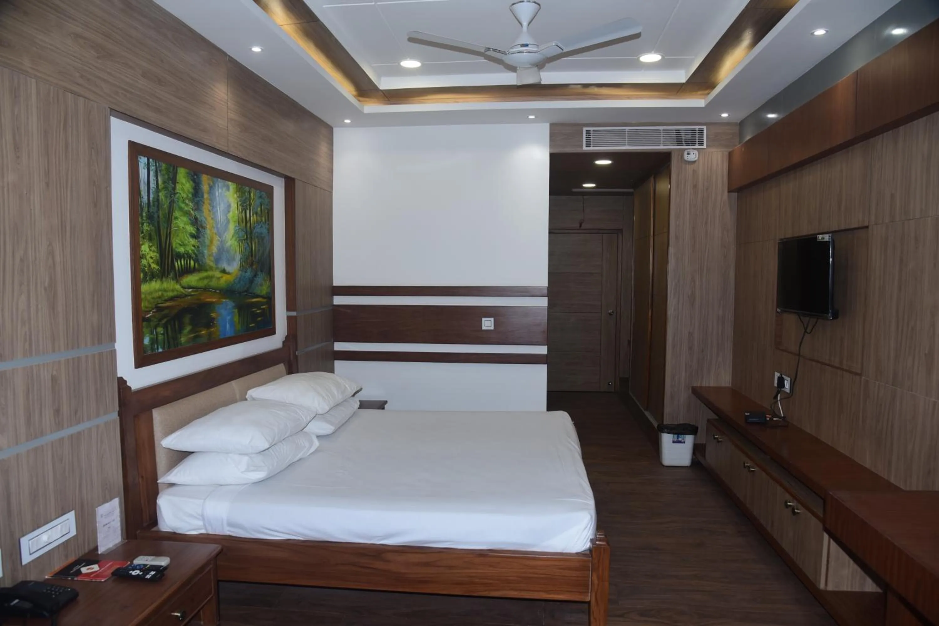 Bed in Indo Hokke Hotel