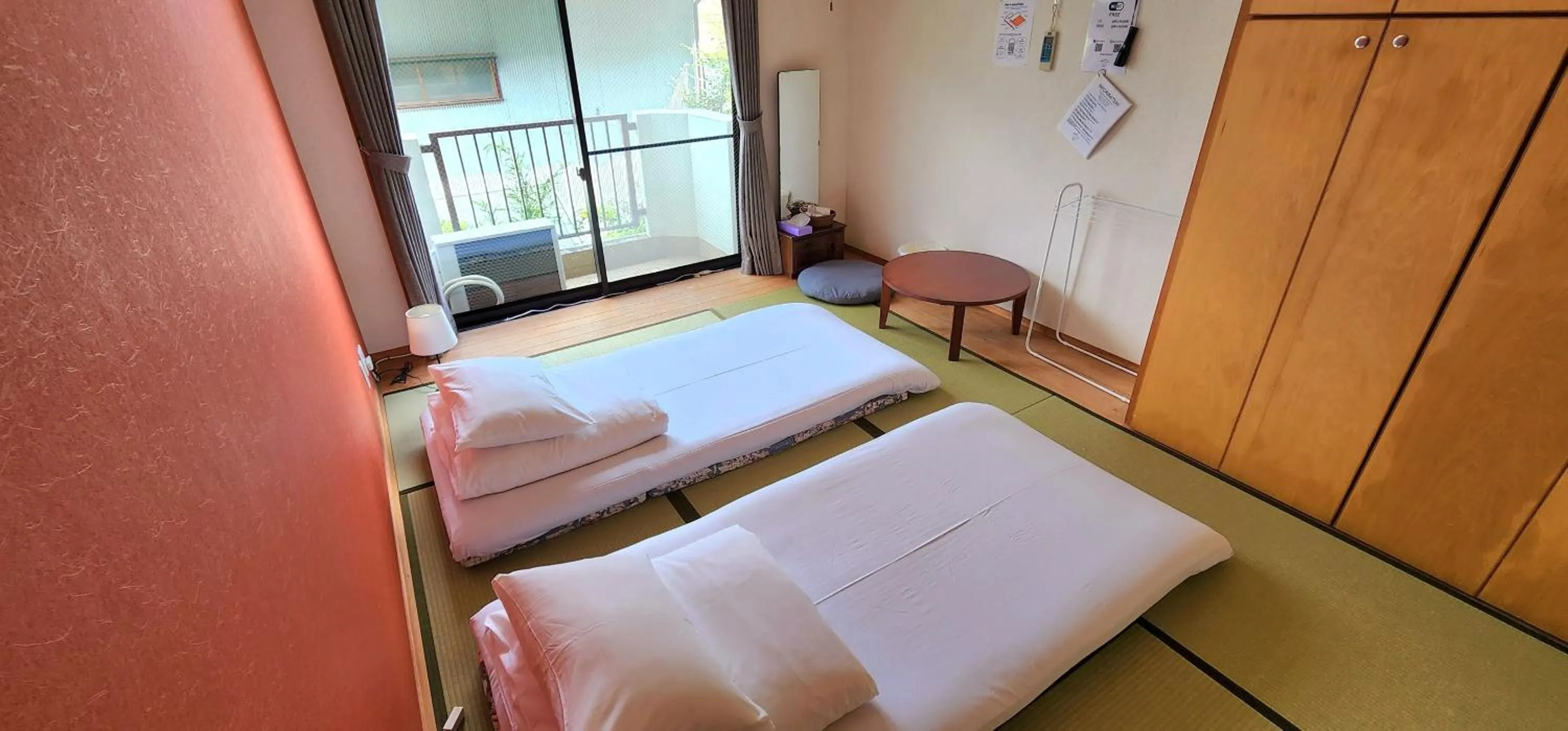 Bedroom, Bed in Hakone Guest House gaku.