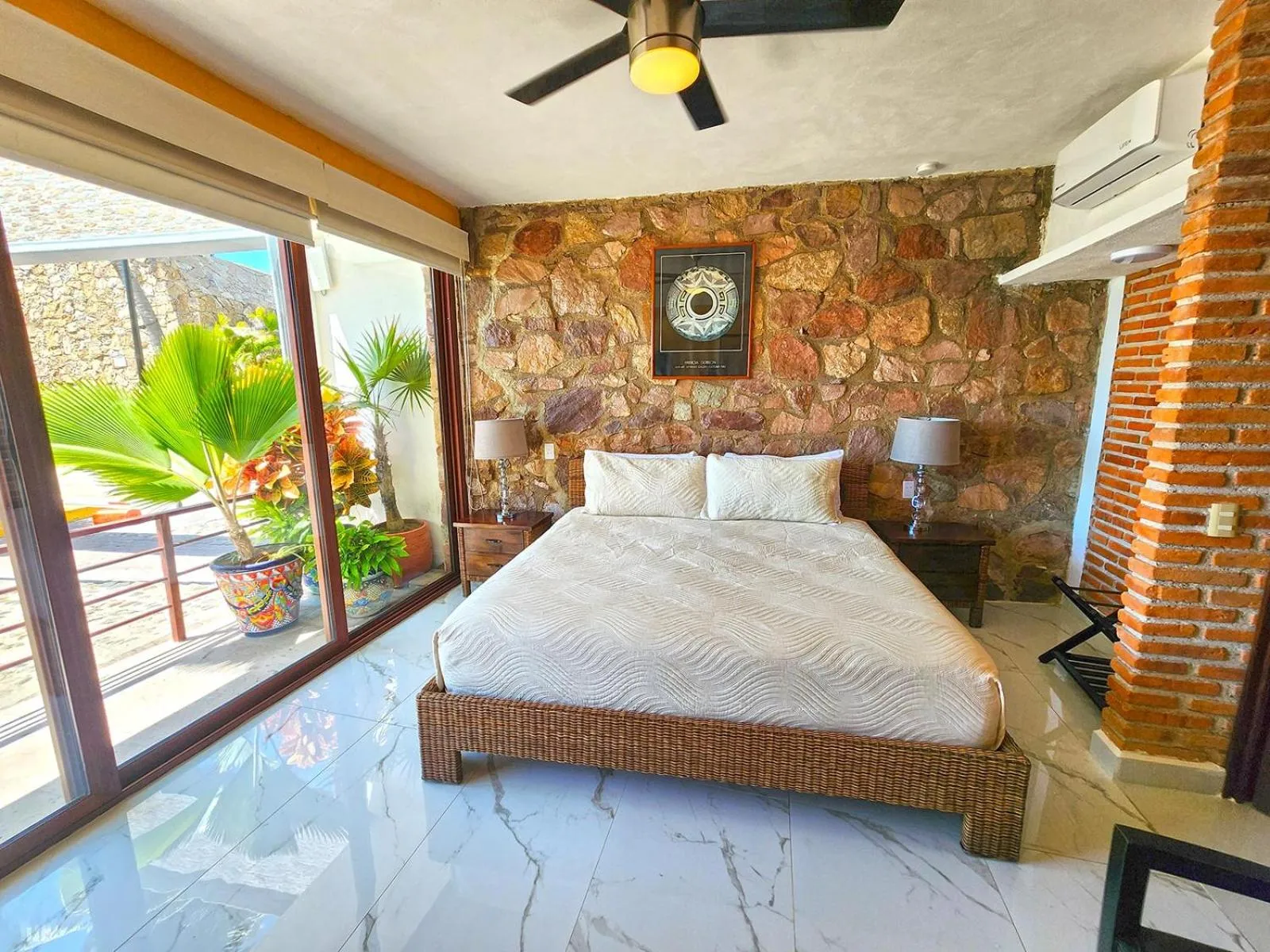 Bedroom, Bed in Vallarta Shores Beach Hotel
