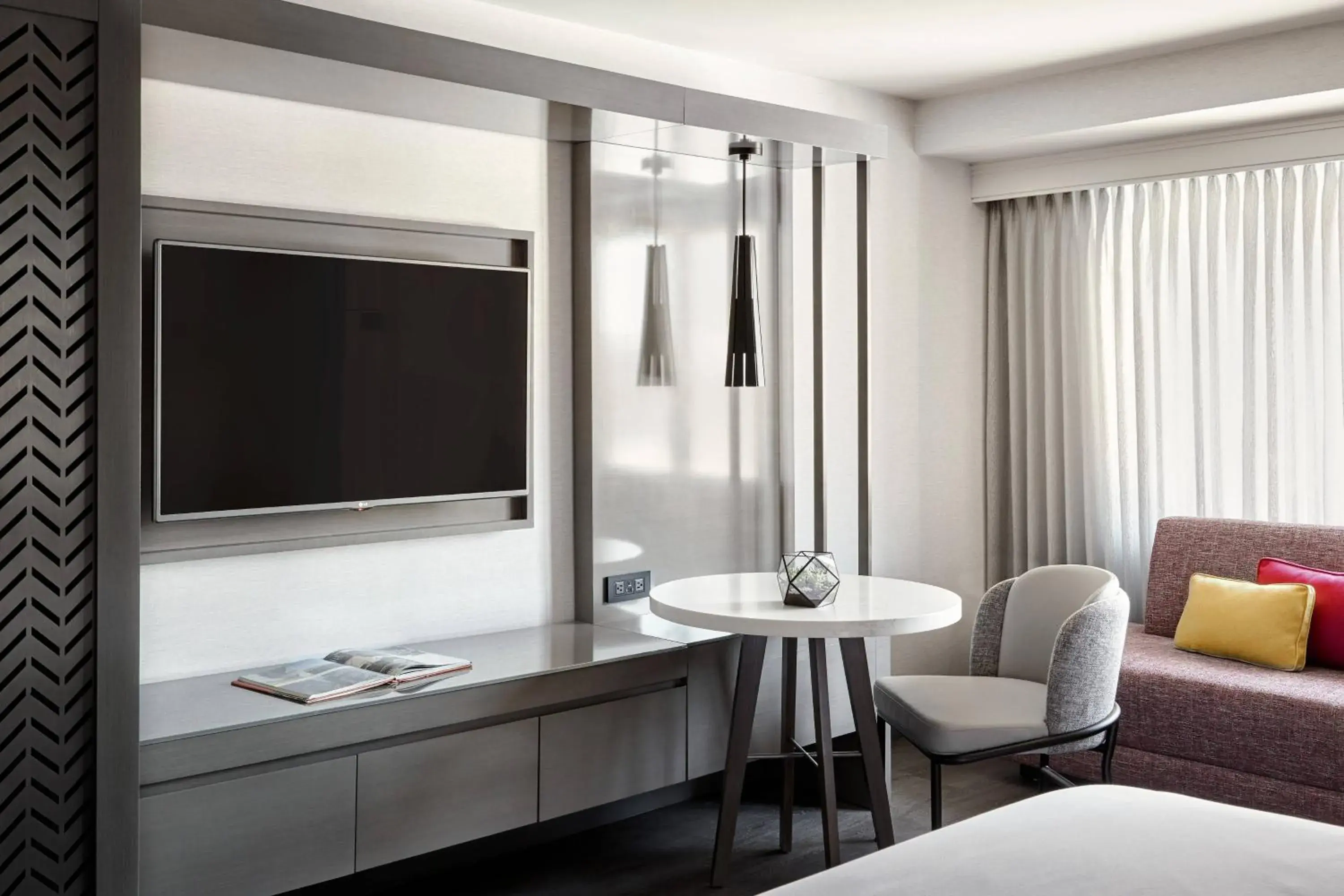 Deluxe King with Club Lounge Access in San Francisco Marriott Marquis Union Square Deluxe King with Club Lounge Access in San Francisco Marriott Marquis Union Square