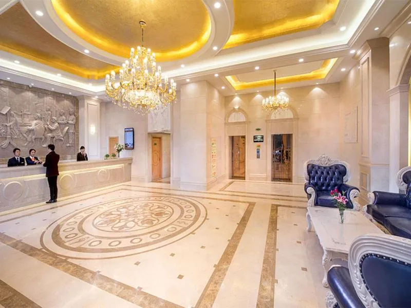 Vienna Hotel Chengdu Dafeng Subway Station