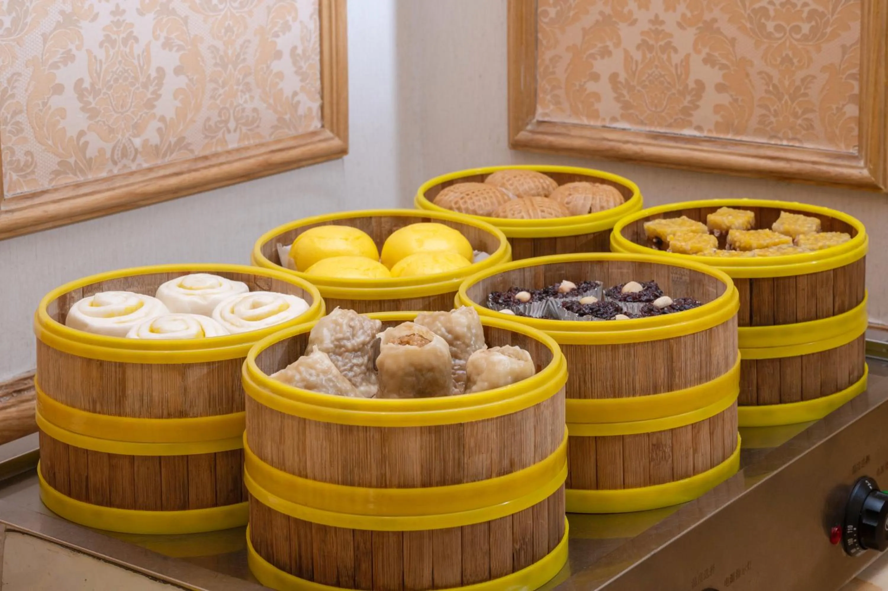 Breakfast in Vienna Hotel Shenzhen Fuyong Subway Station