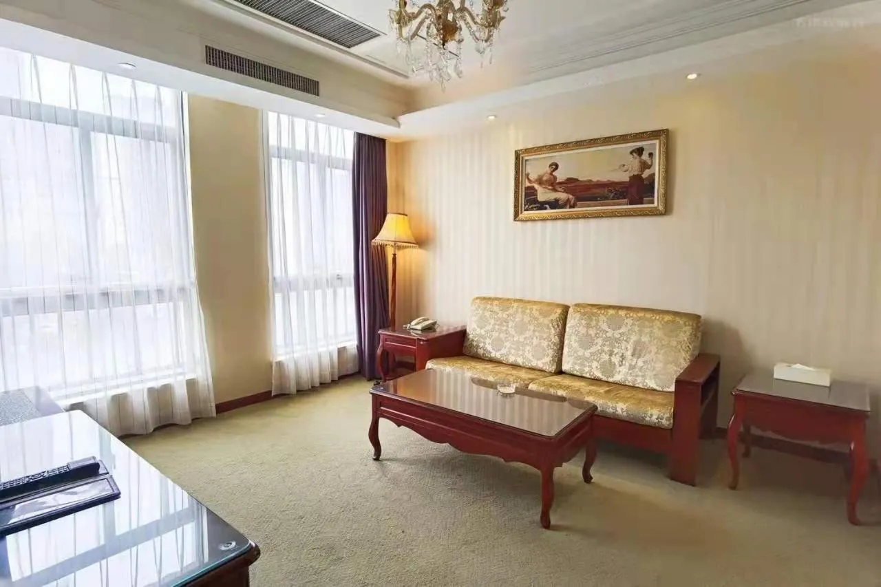 Vienna Hotel Nantong Tongzhou Bus Station