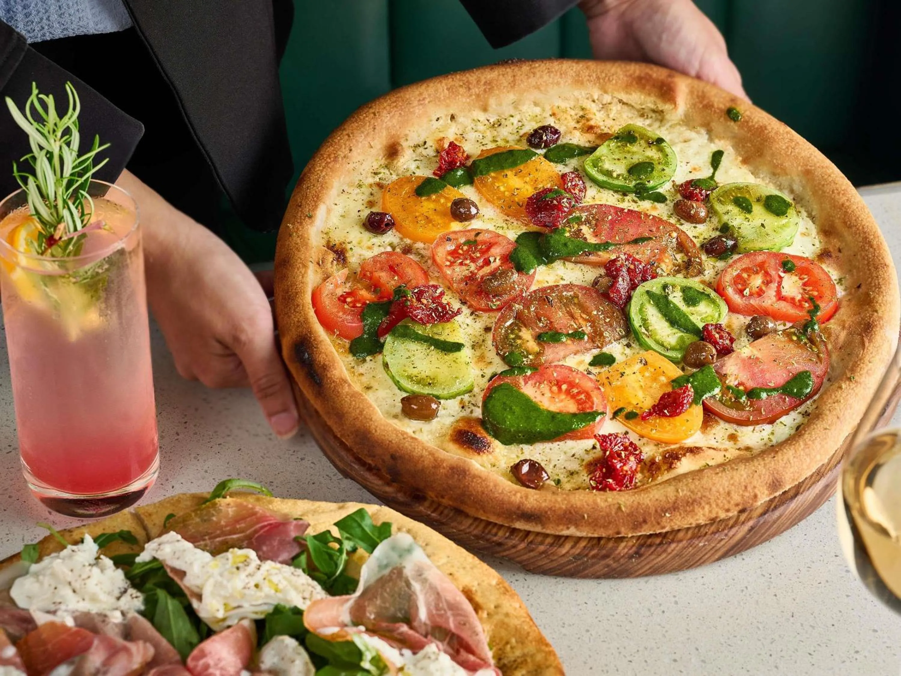 Restaurant/places to eat in Fairmont Singapore