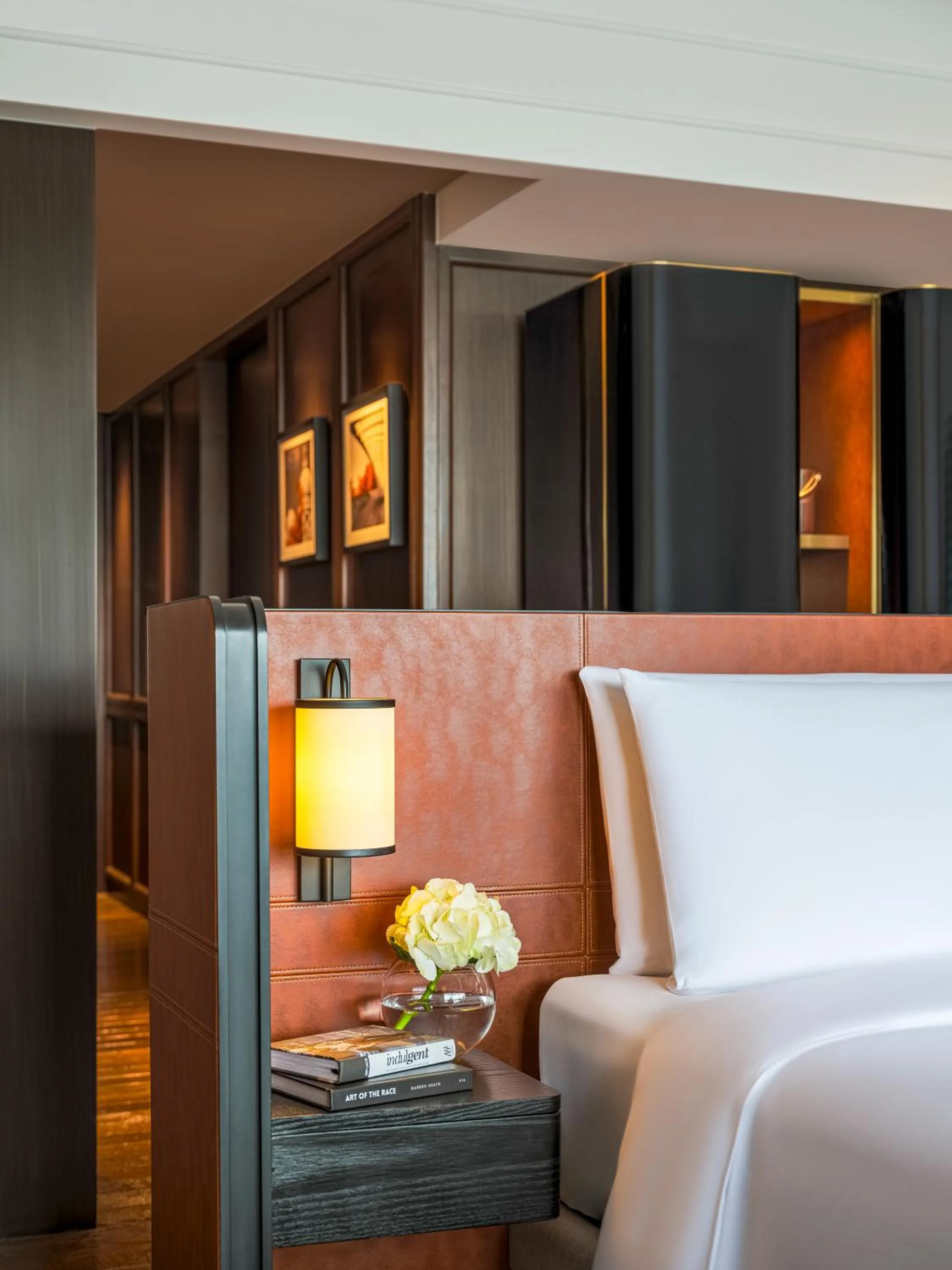 Bedroom, Bed in Fairmont Singapore