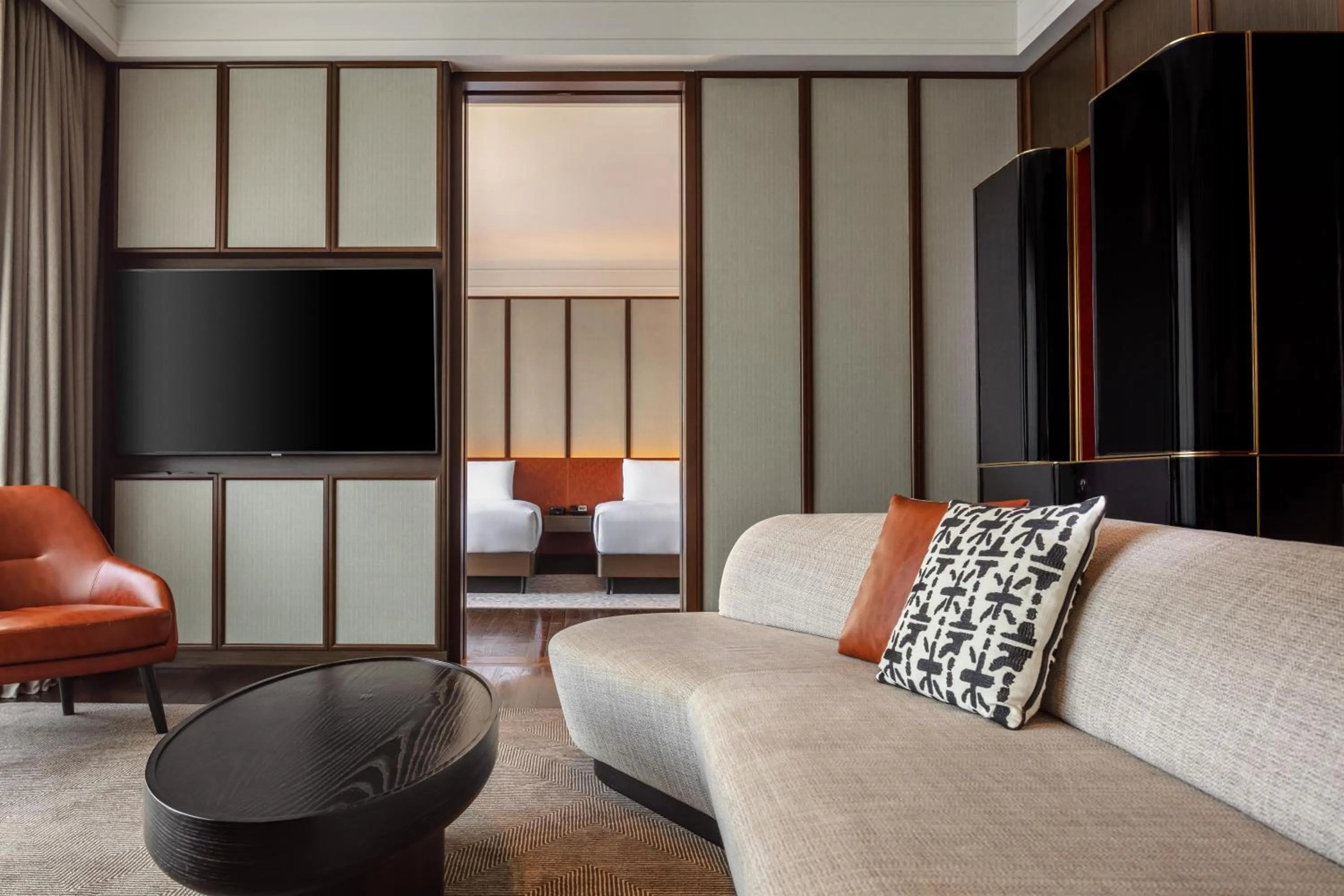 TV and multimedia in Fairmont Singapore
