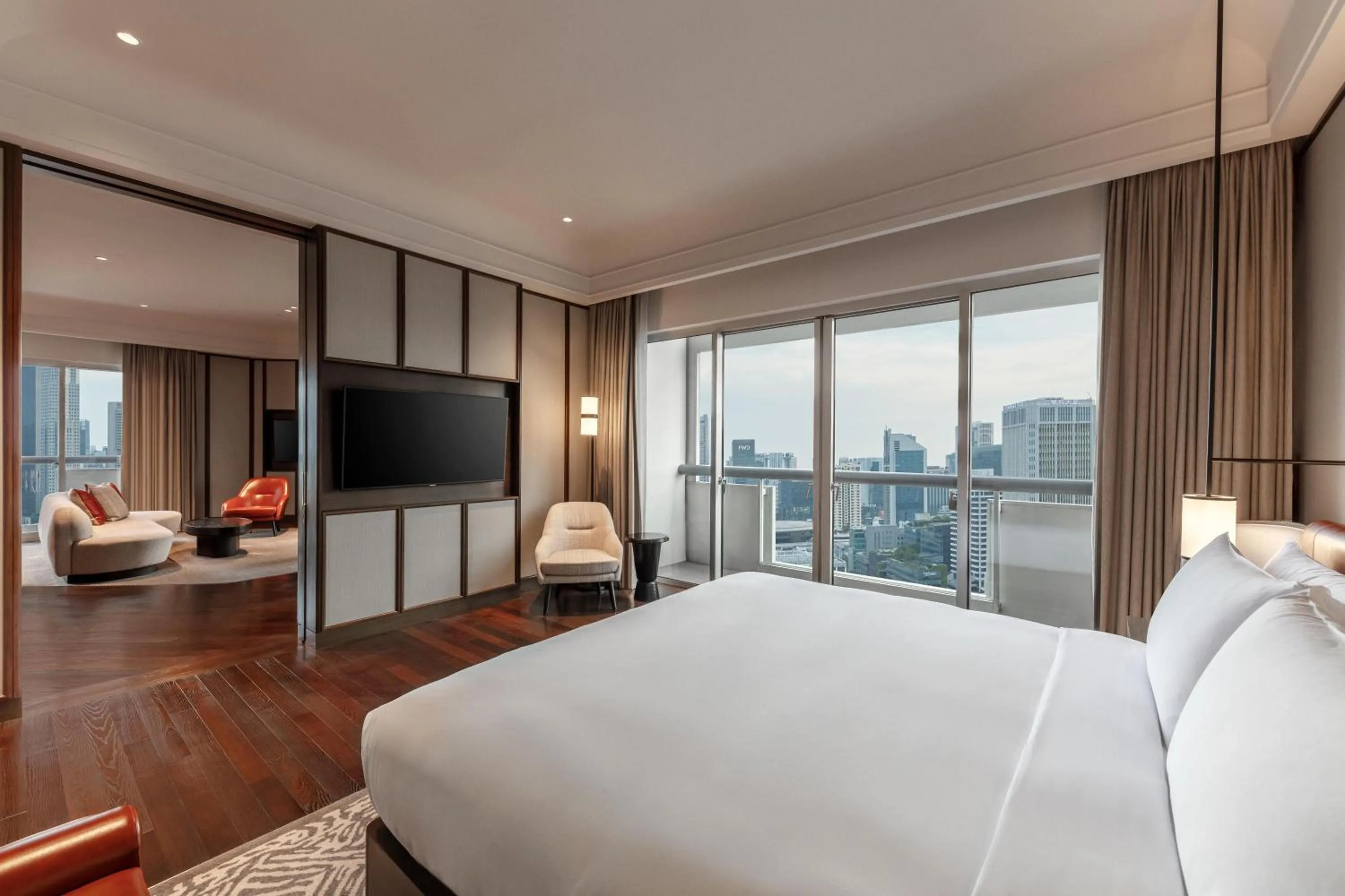 Bed in Fairmont Singapore