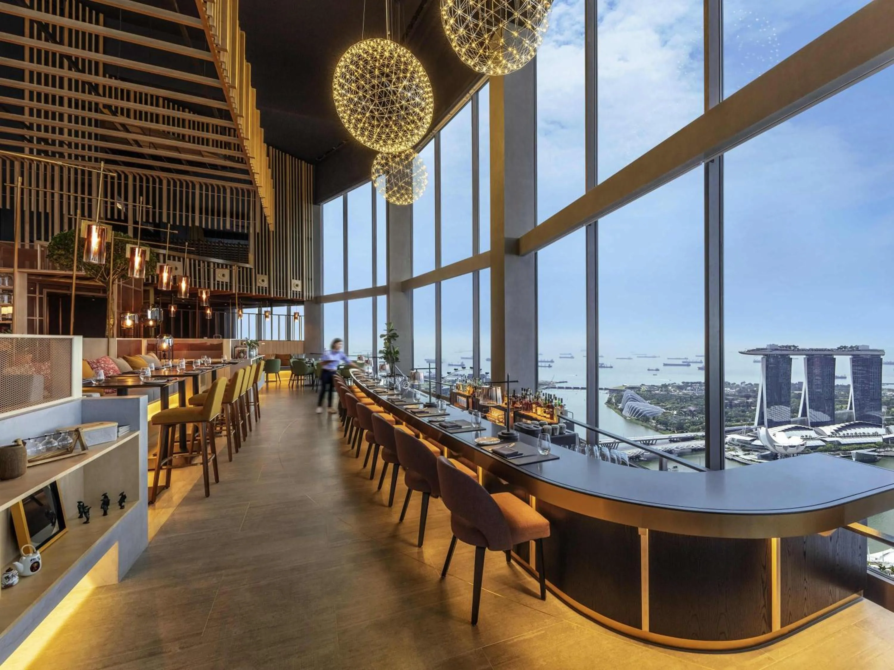 Restaurant/places to eat in Fairmont Singapore