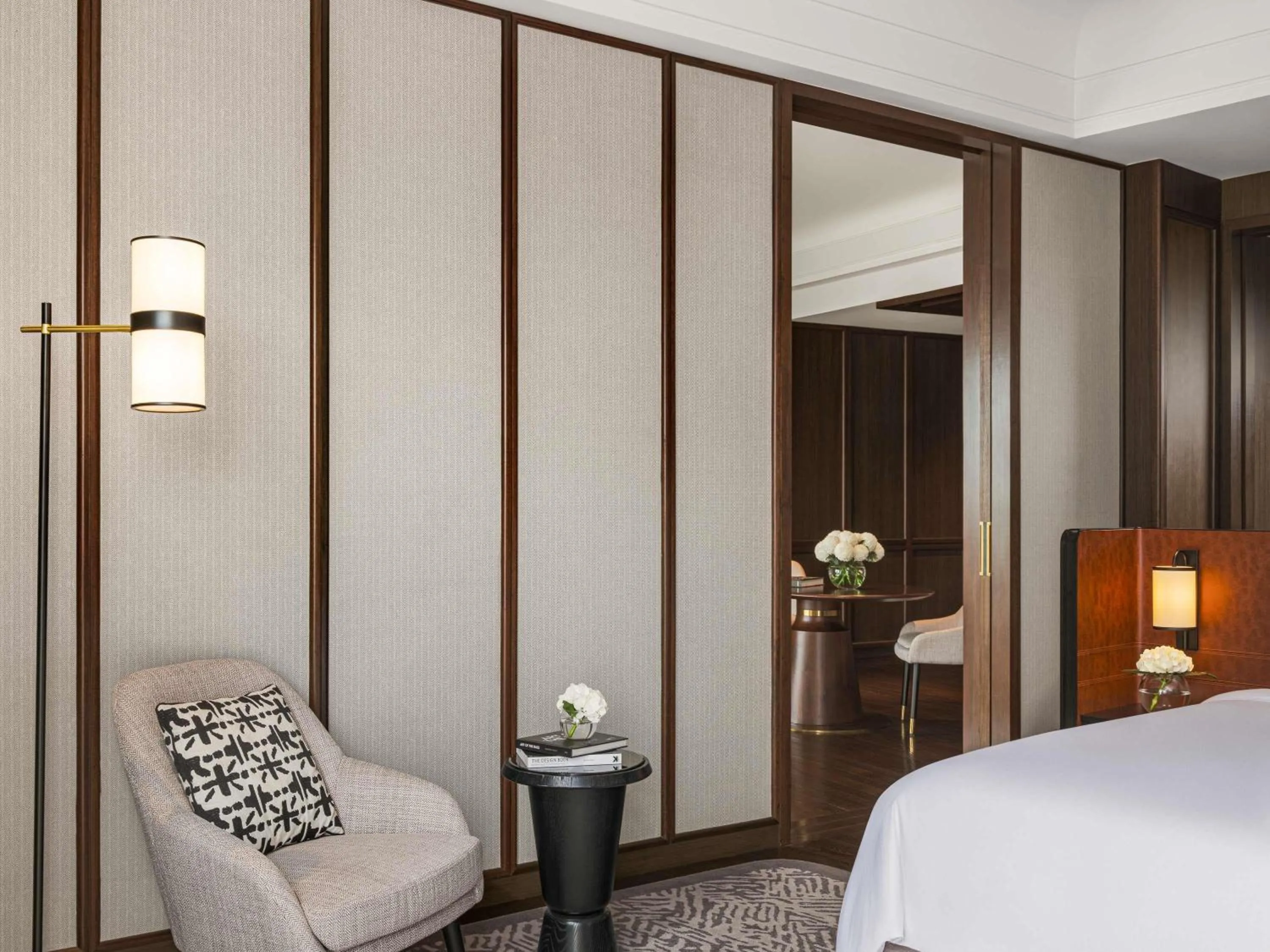 Bedroom, Bed in Fairmont Singapore