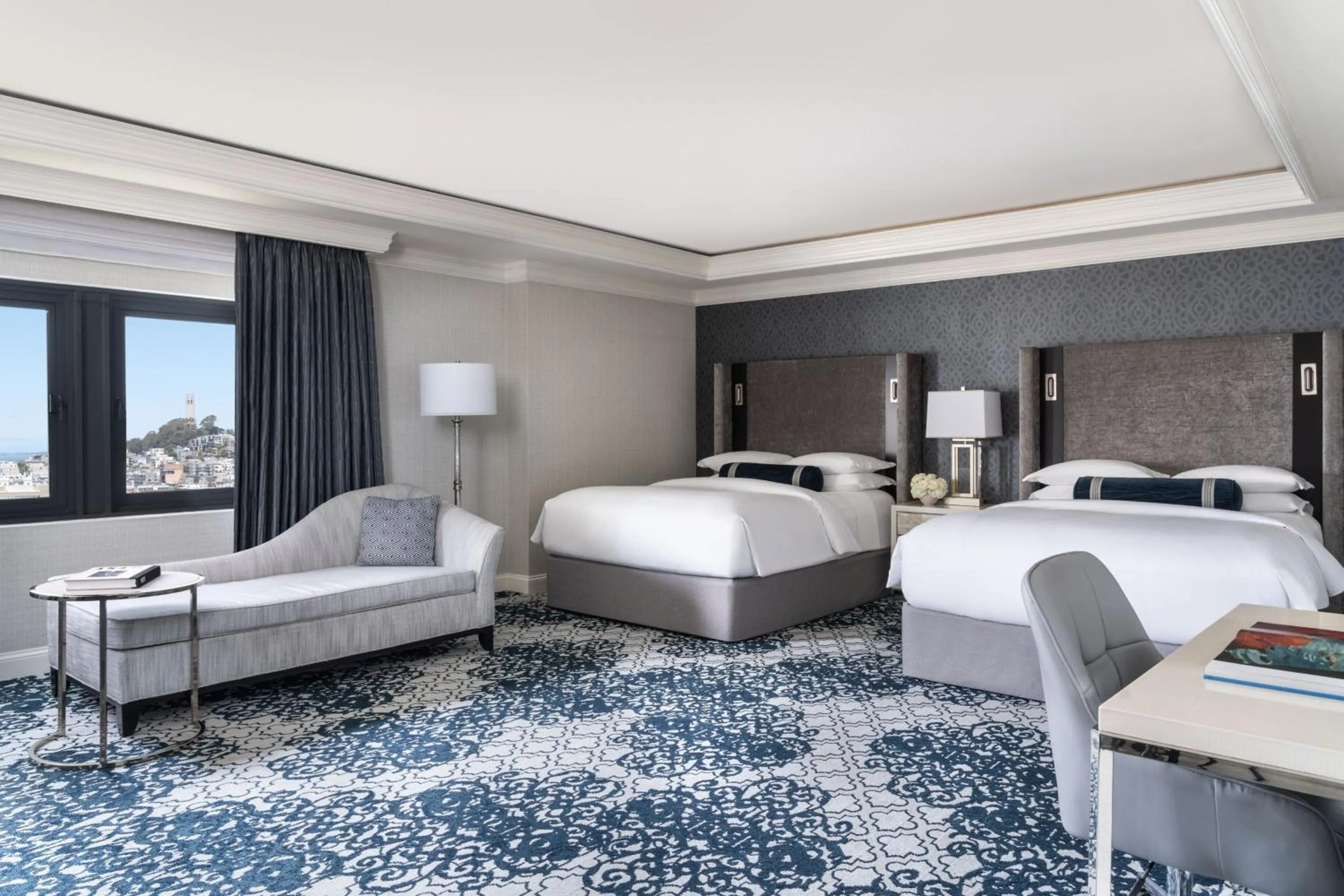 Photo of the whole room, Bed in The Ritz-Carlton, San Francisco