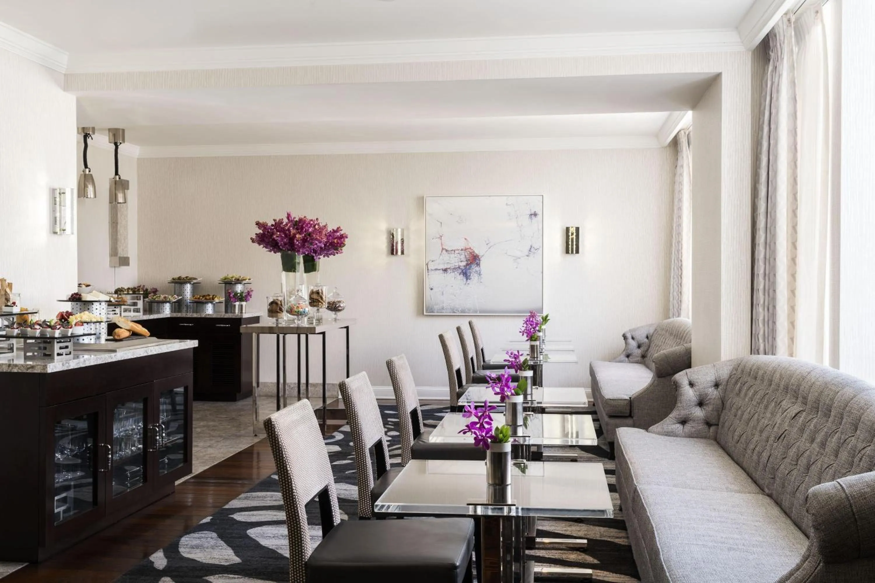 Lounge or bar in The Ritz-Carlton, San Francisco