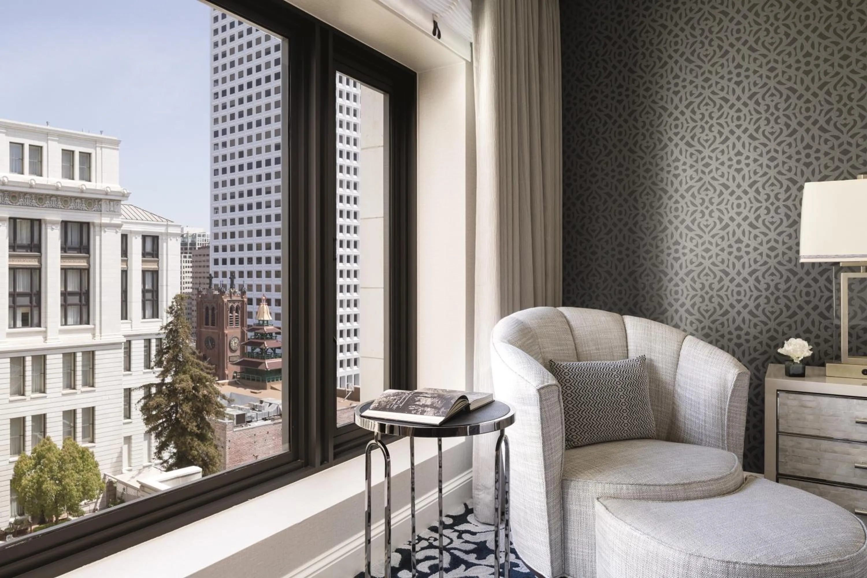 Seating area in The Ritz-Carlton, San Francisco