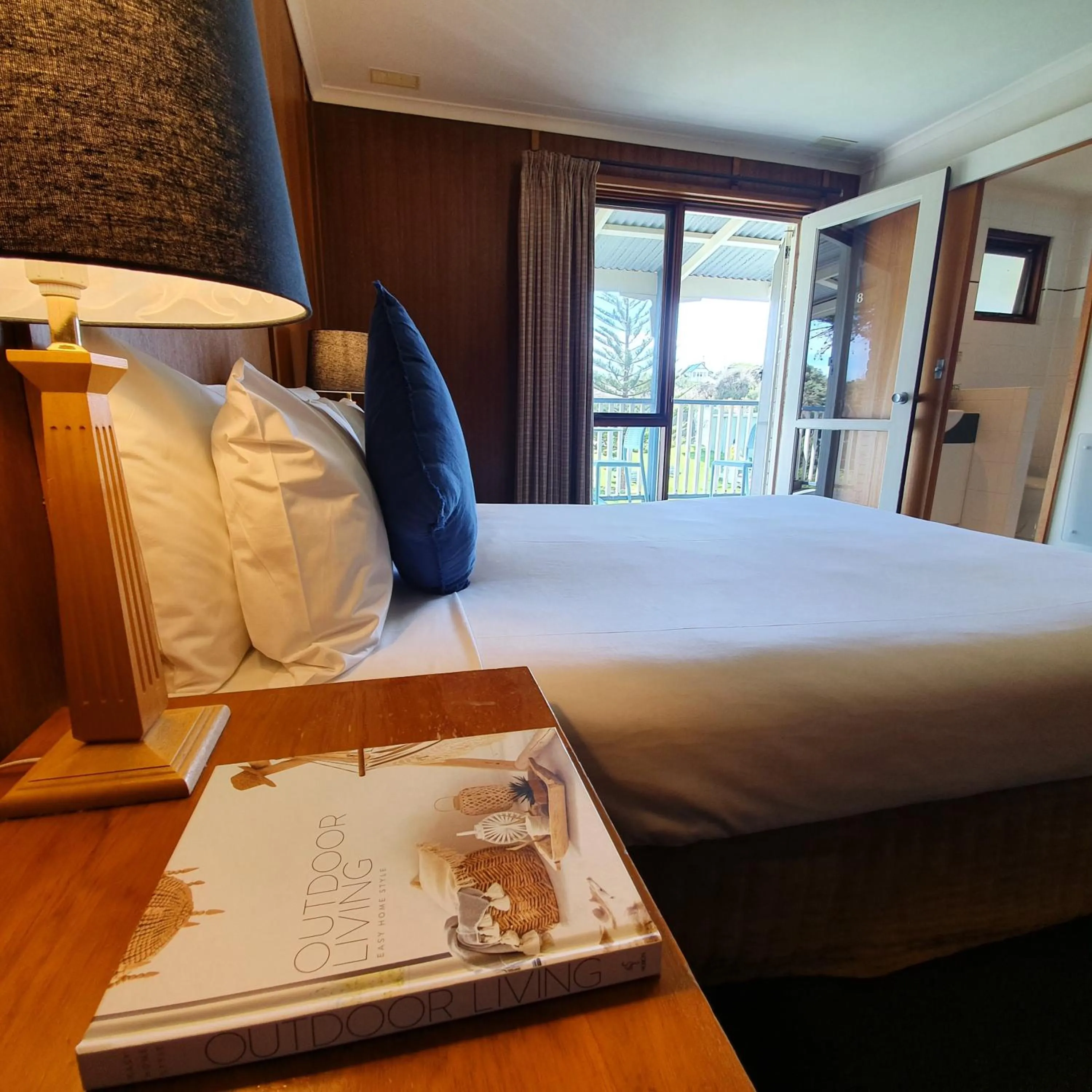 Bedroom, Bed in Point Lonsdale Guest House