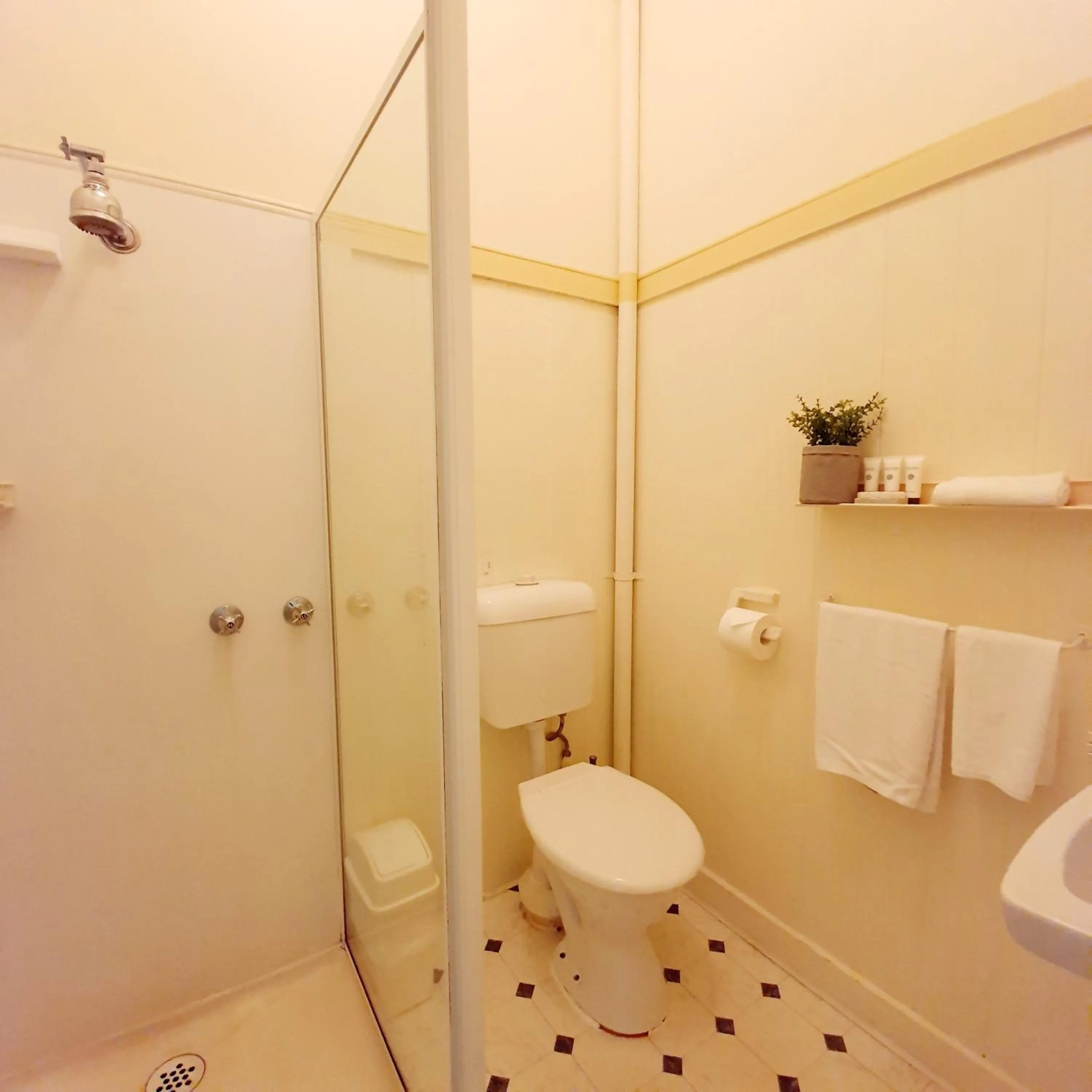 Bathroom in Point Lonsdale Guest House