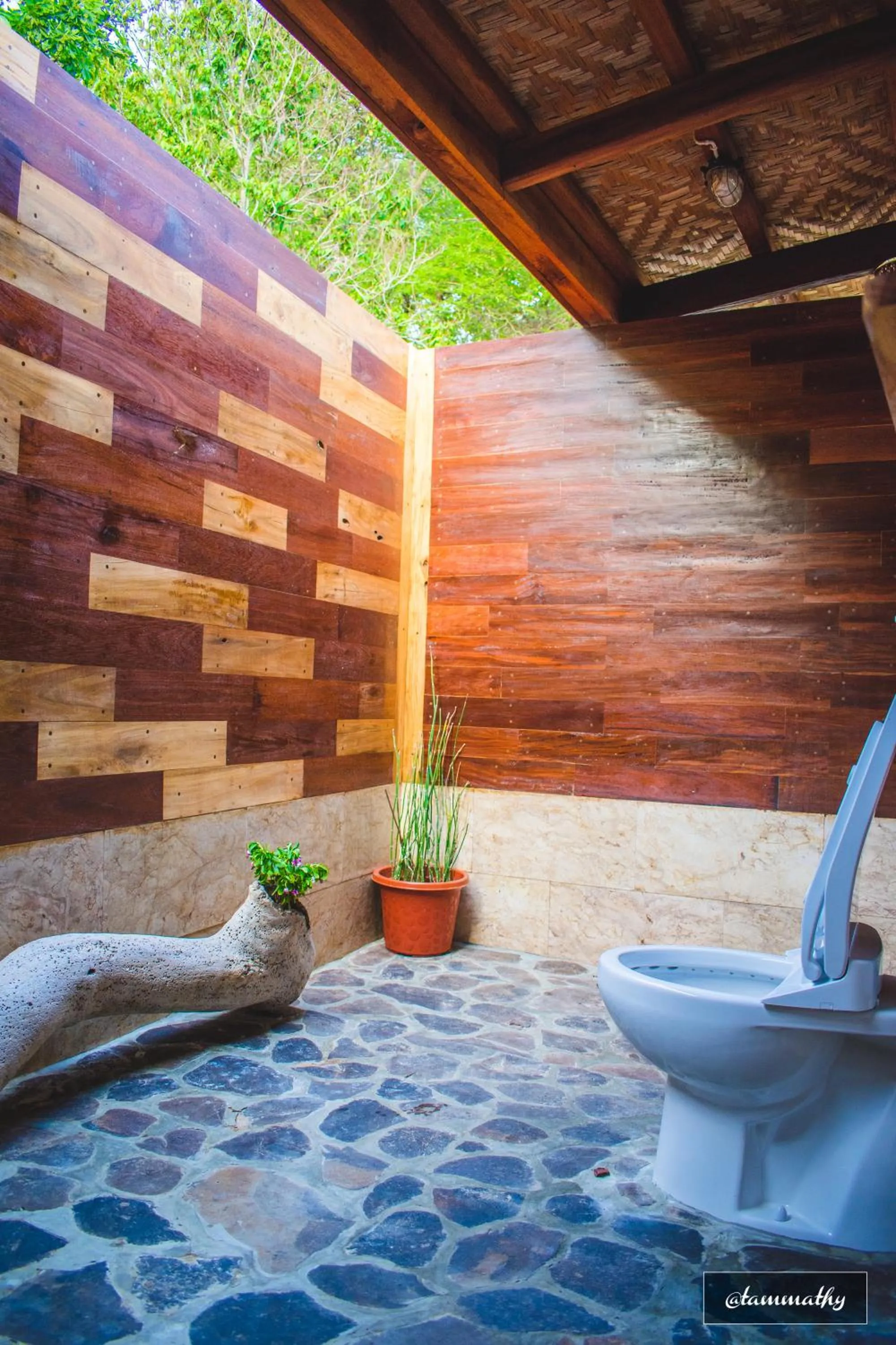 Bathroom in Tevana House Reef