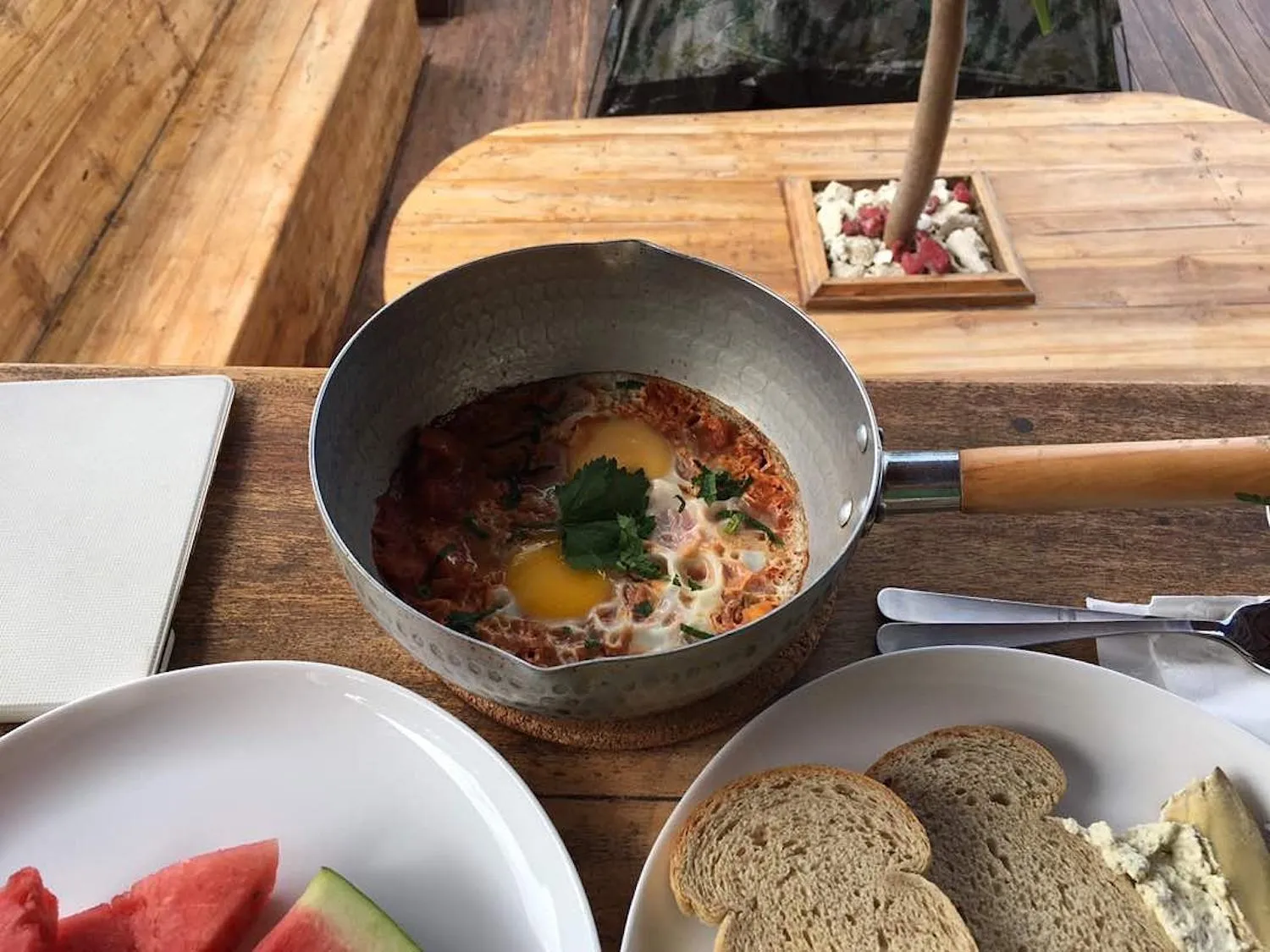 Continental breakfast in Tevana House Reef