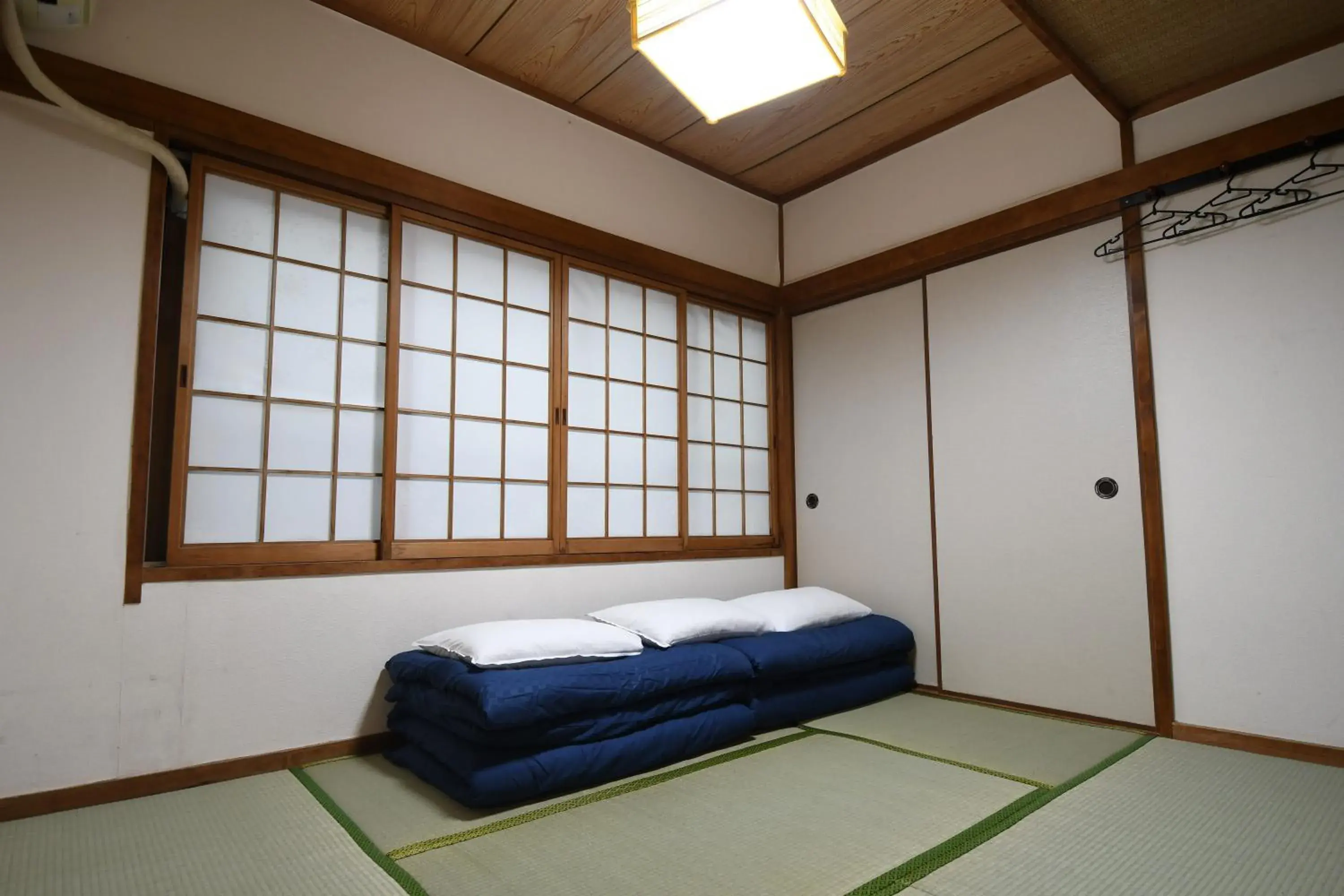 Twin Room with Shower - single occupancy in Onsenyado Hamayu Nagi Twin Room with Shower - single occupancy in Onsenyado Hamayu Nagi