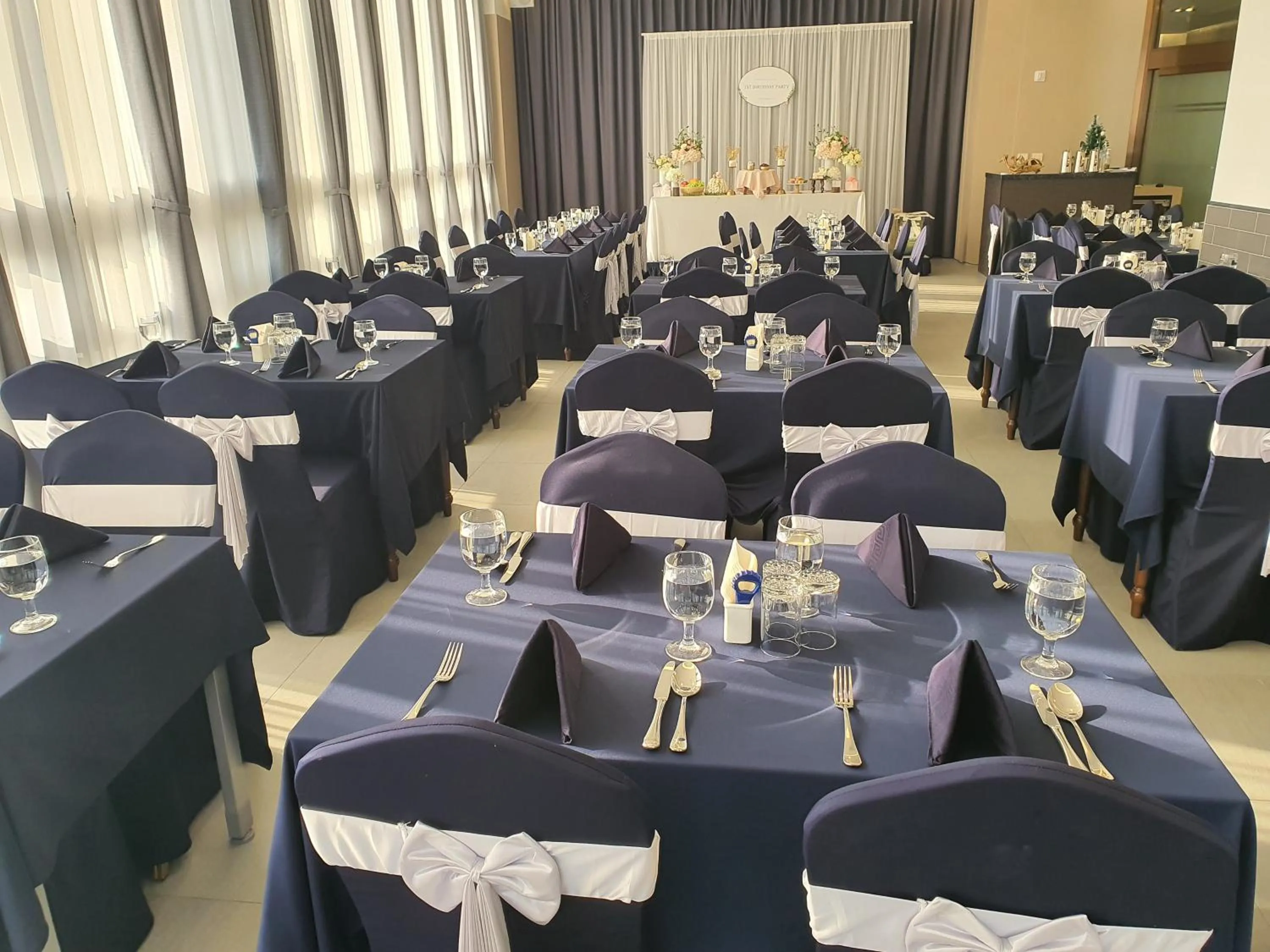 Banquet/Function facilities in Rest Hotel