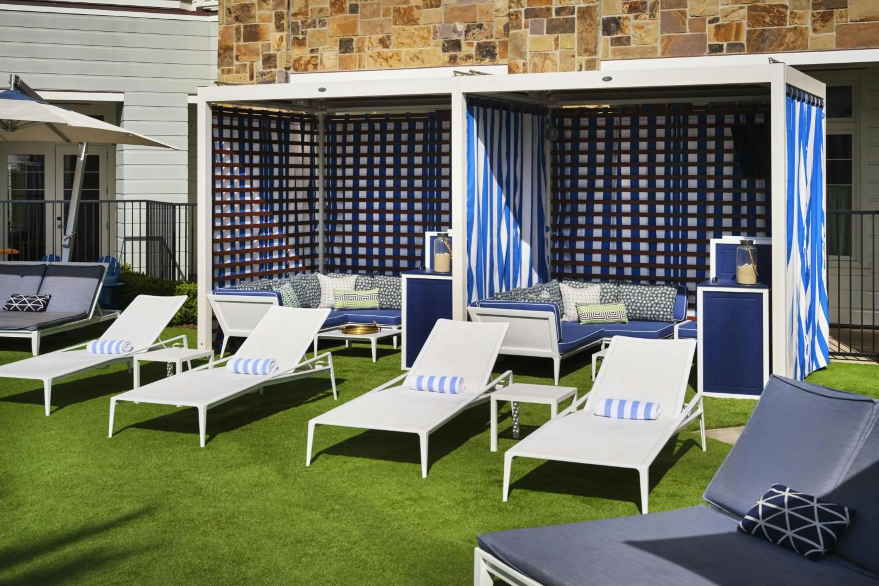 Swimming pool in Lido House, Autograph Collection