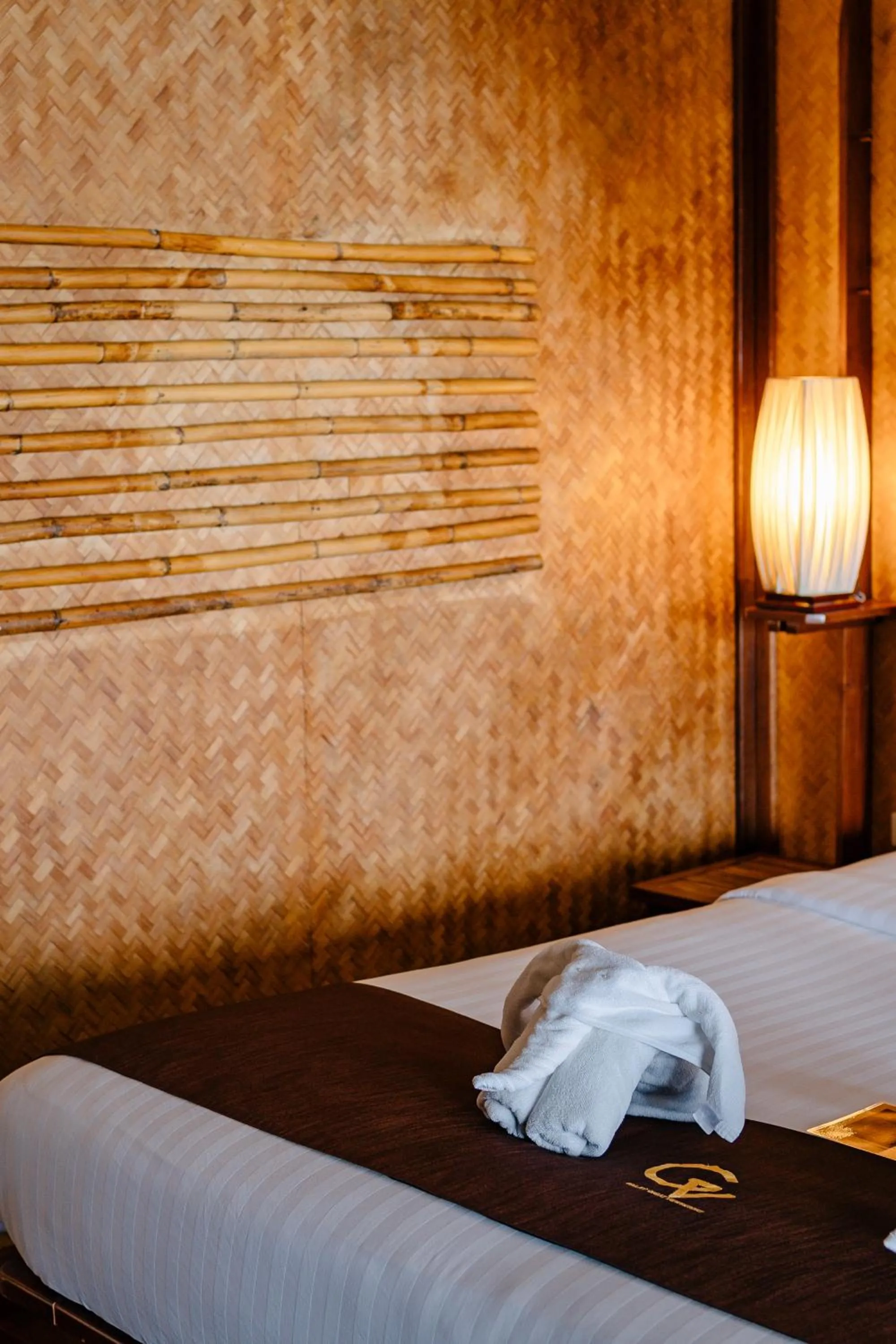 Bed in Railay Great View Resort