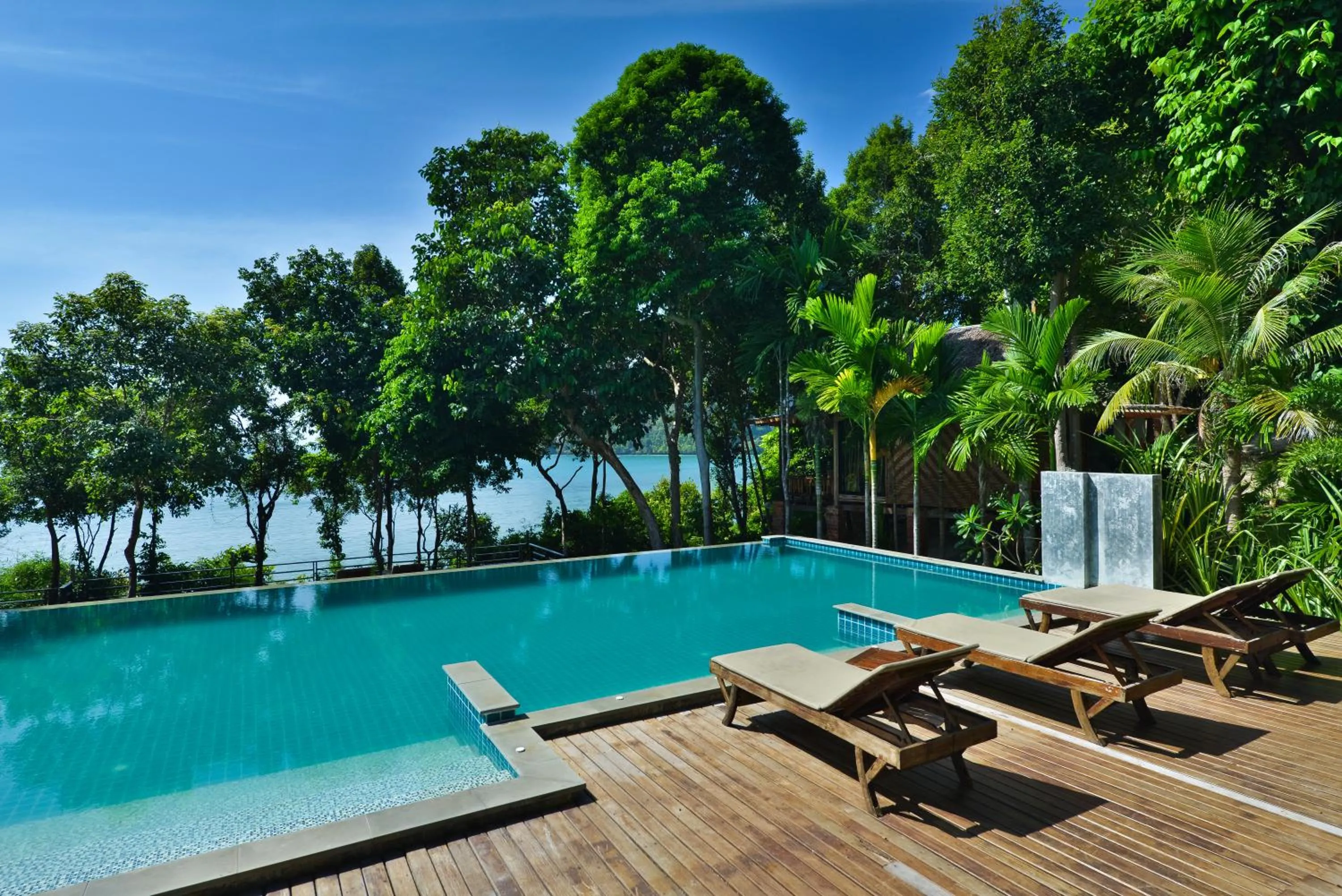 Swimming pool in Railay Great View Resort