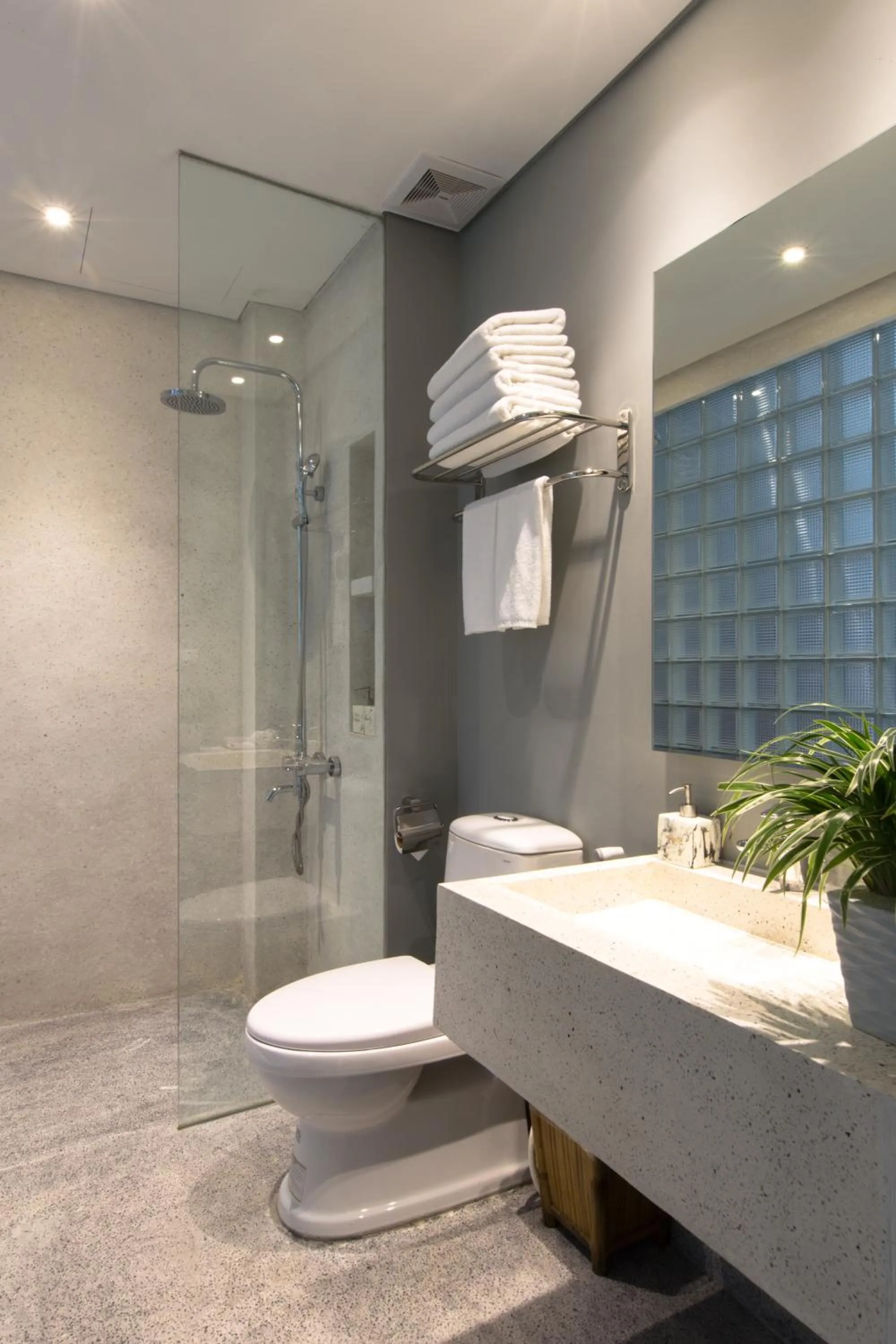 Bathroom in Alba Spa Hotel