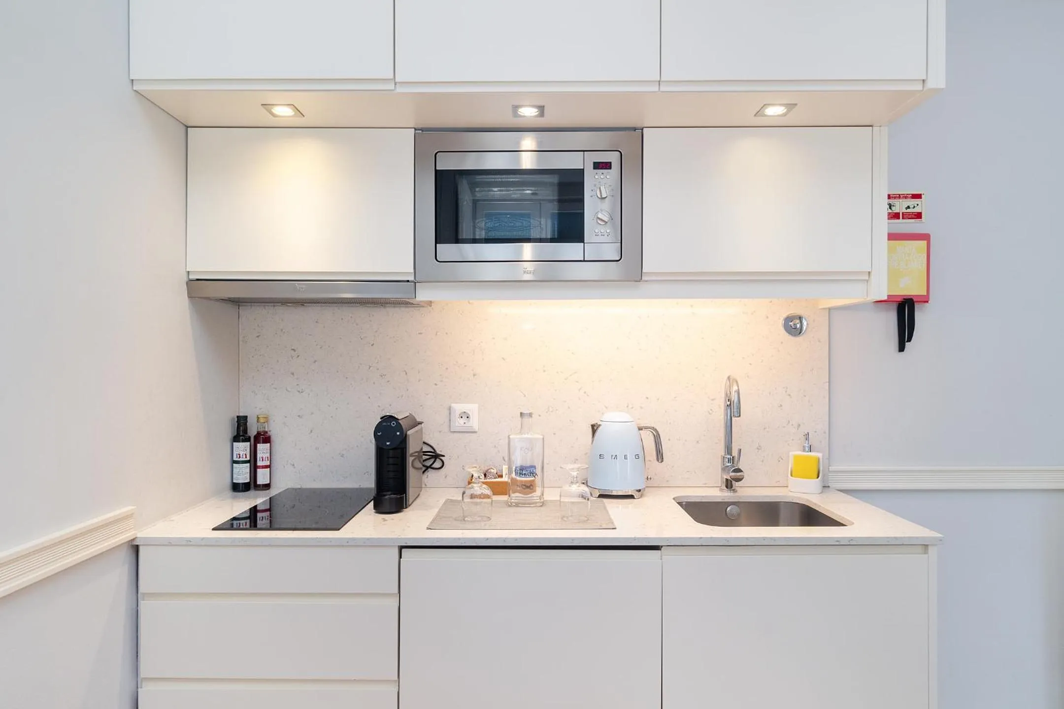 Coffee/tea facilities in Villa Baixa - Lisbon Luxury Apartments