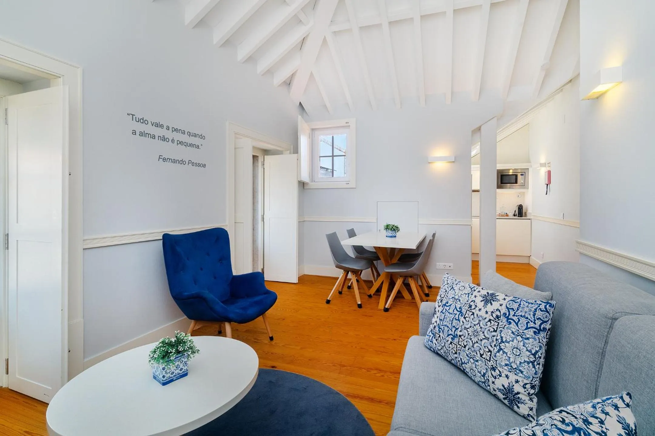 Living room in Villa Baixa - Lisbon Luxury Apartments