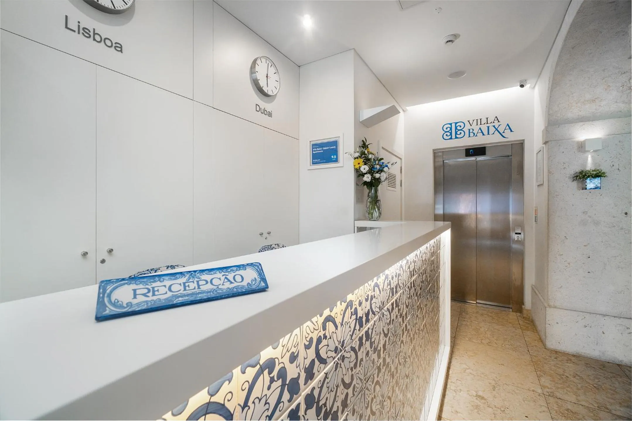 Lobby or reception in Villa Baixa - Lisbon Luxury Apartments