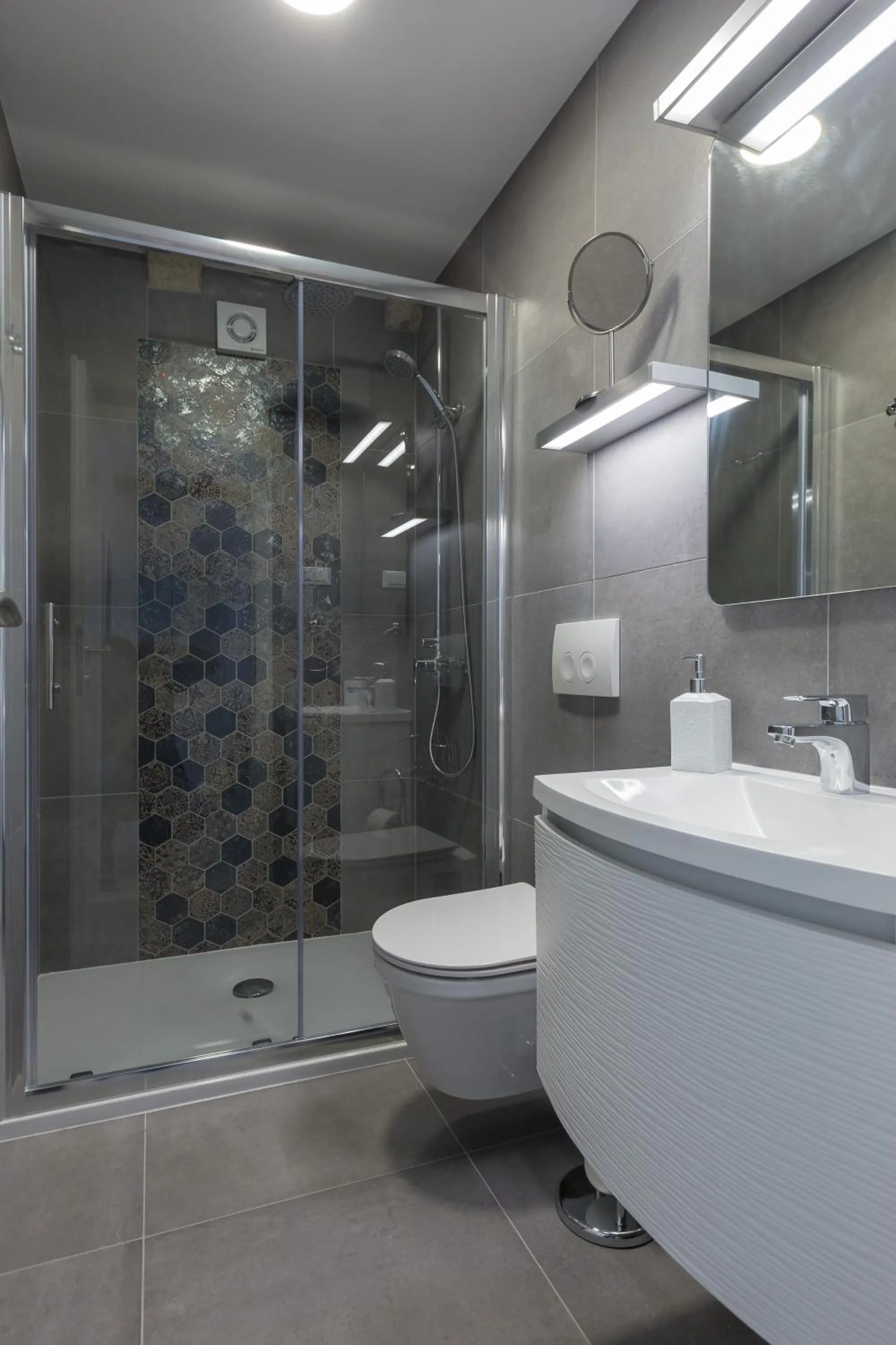 Bathroom in Studio Apartment Lumia