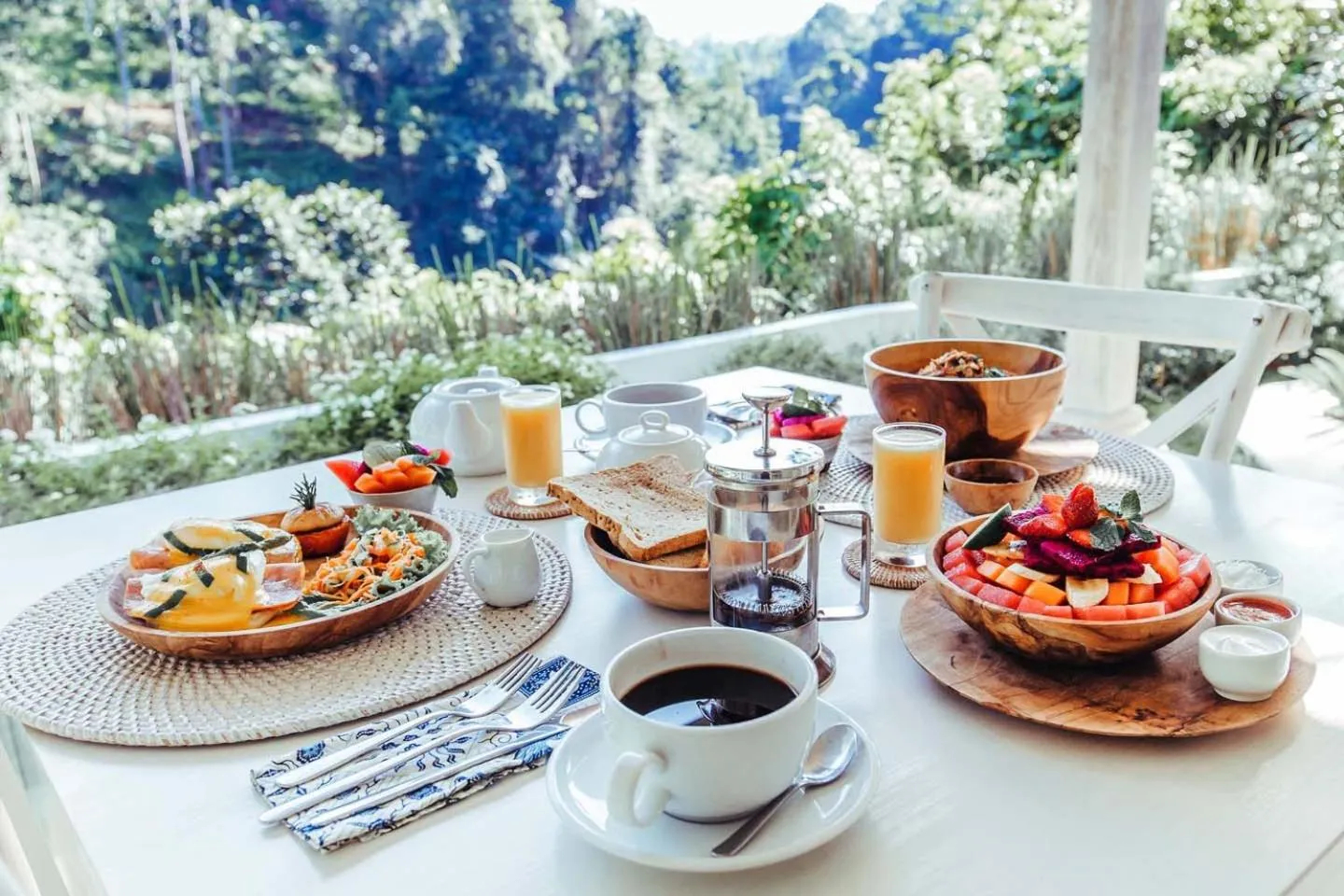 Breakfast in Cloud Nine Estate