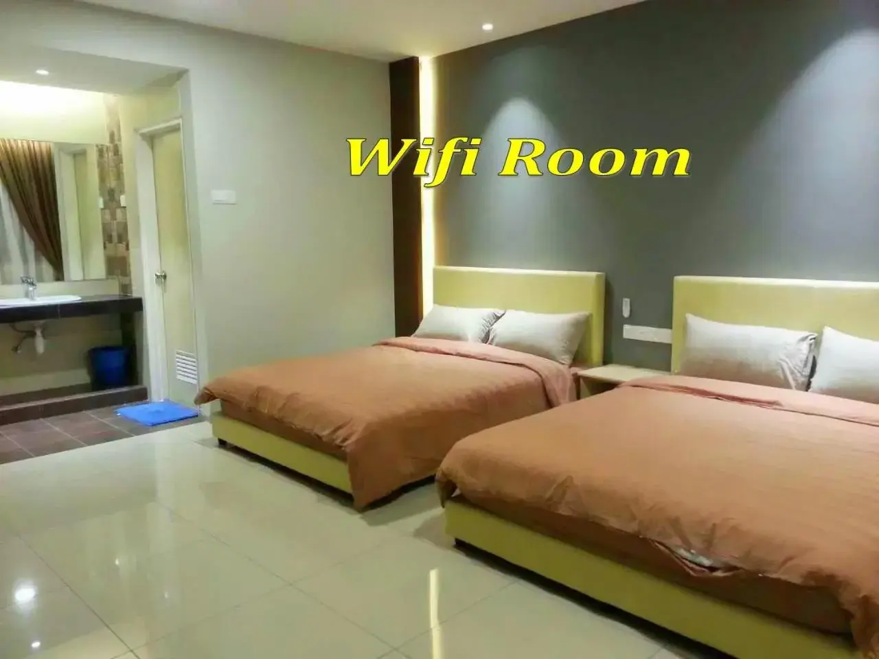 Deluxe Quadruple Room in Malacca Hotel Apartment Deluxe Quadruple Room in Malacca Hotel Apartment