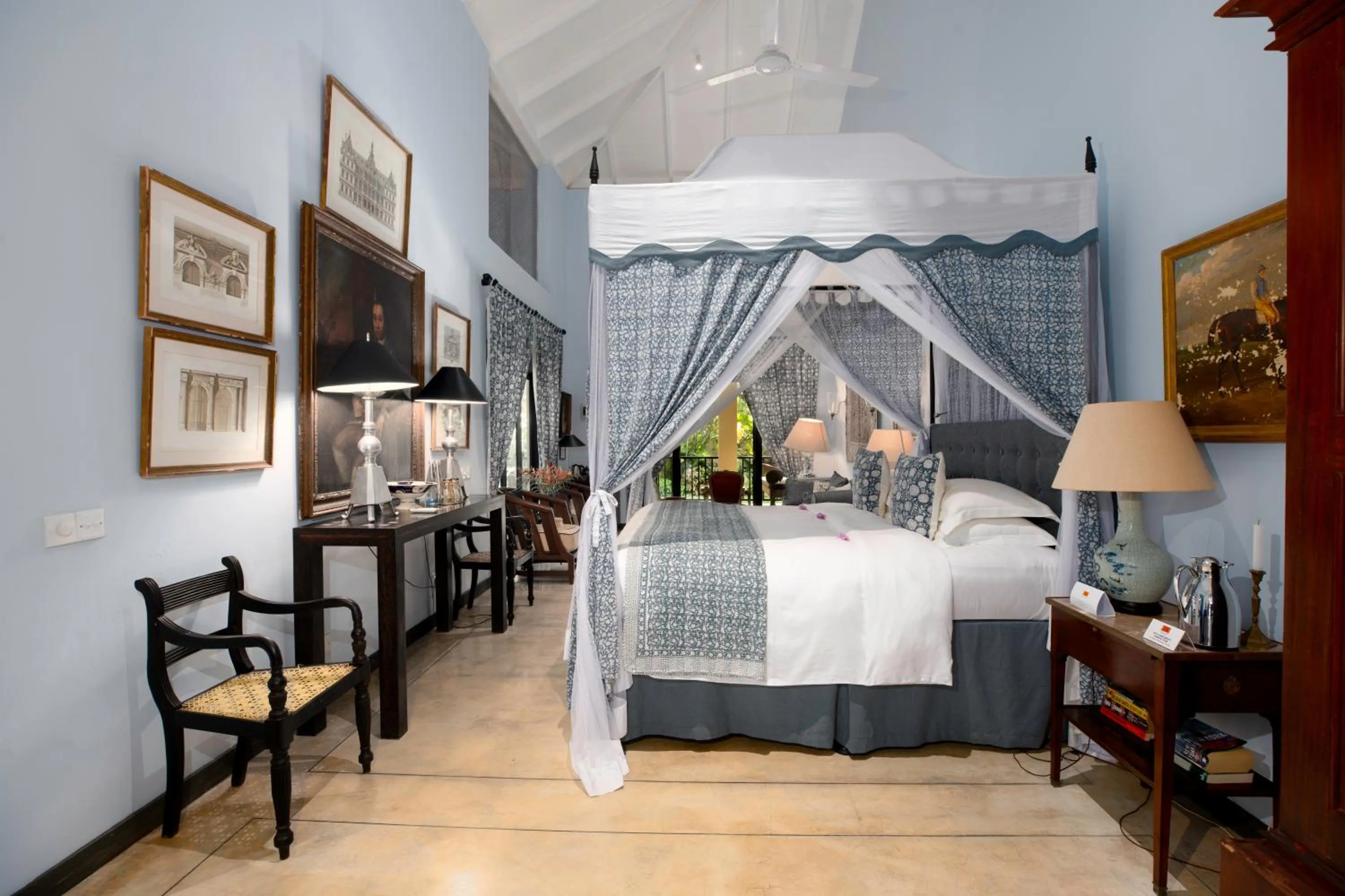 Photo of the whole room, Bed in Kahanda Kanda