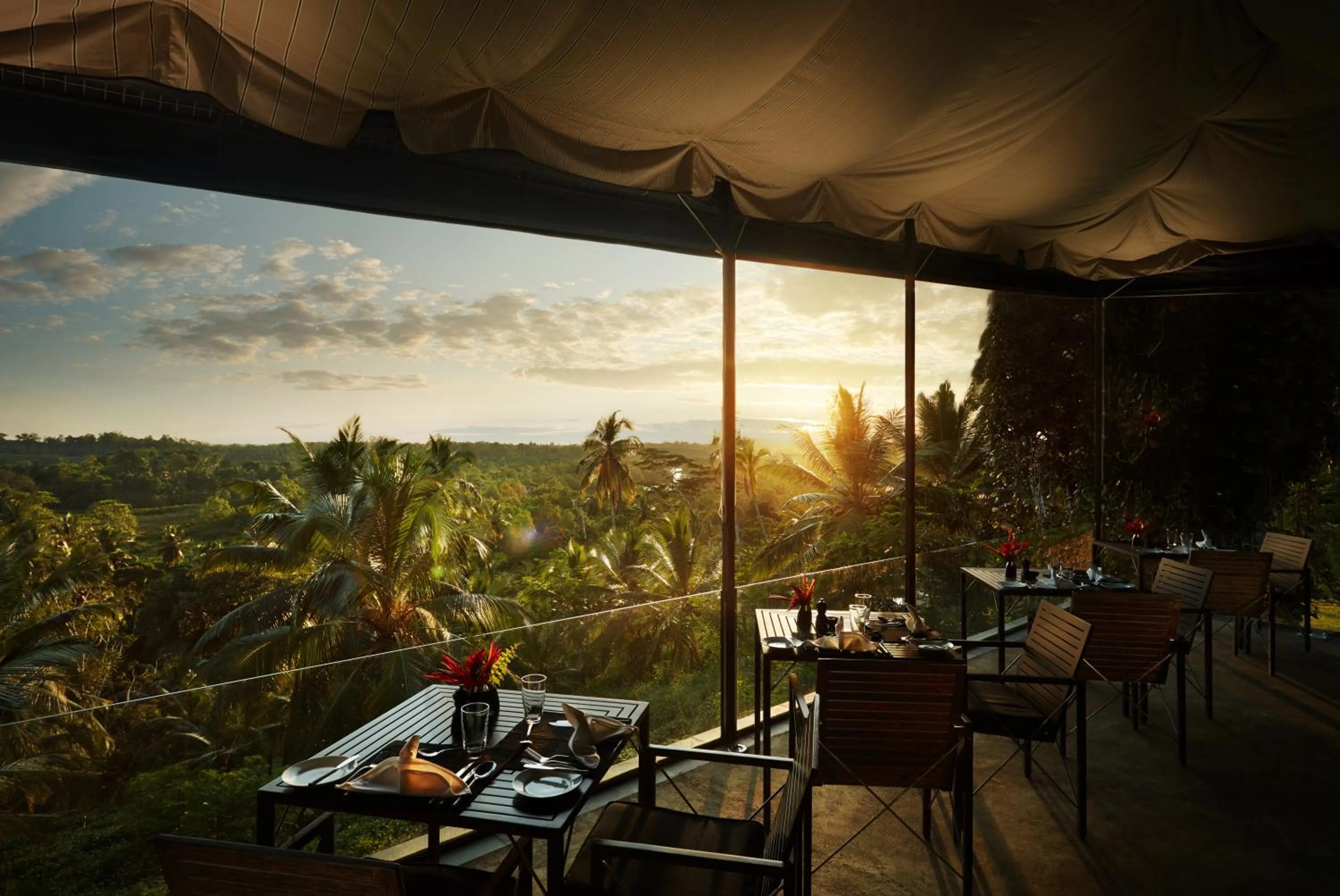 Restaurant/places to eat in Kahanda Kanda