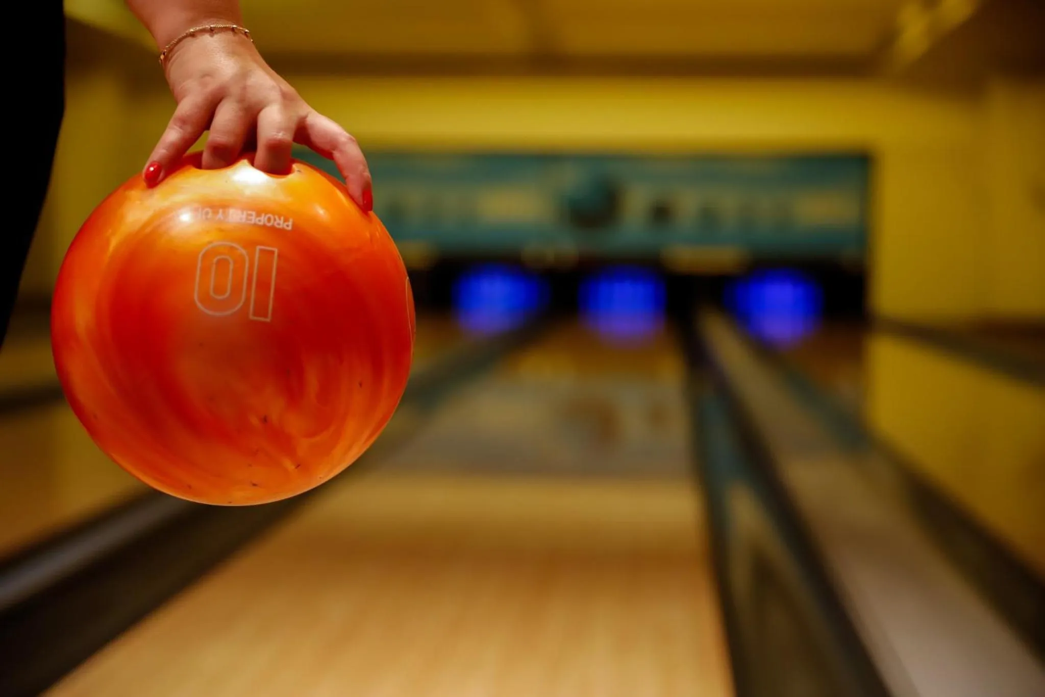 Lobby or reception in Crowne Plaza Sohar by IHG