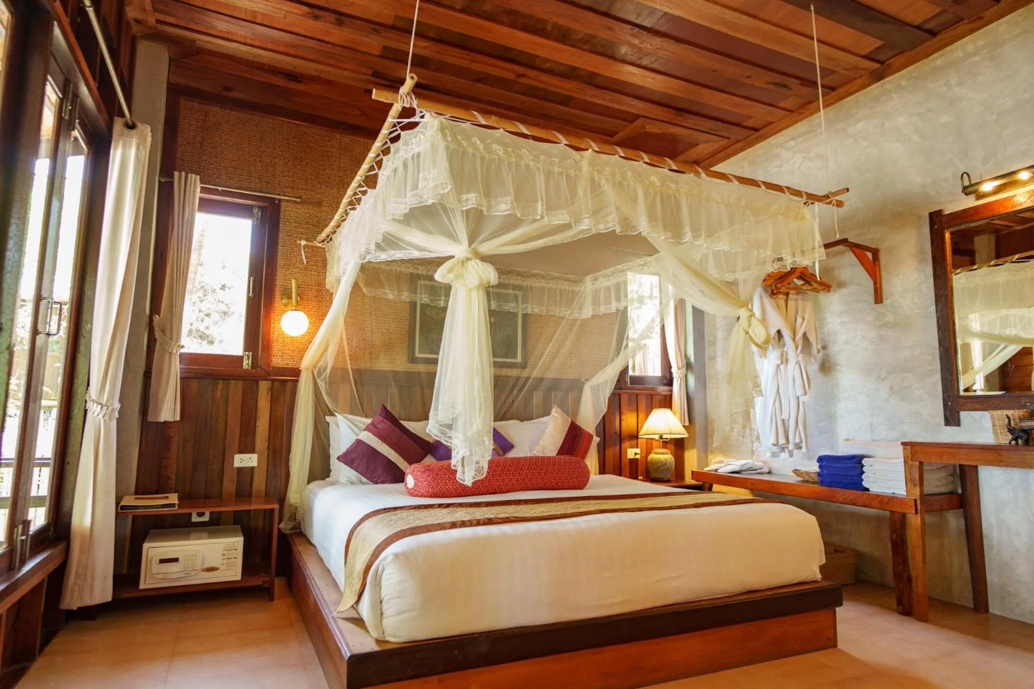 Bed in Sensi Paradise Beach Resort