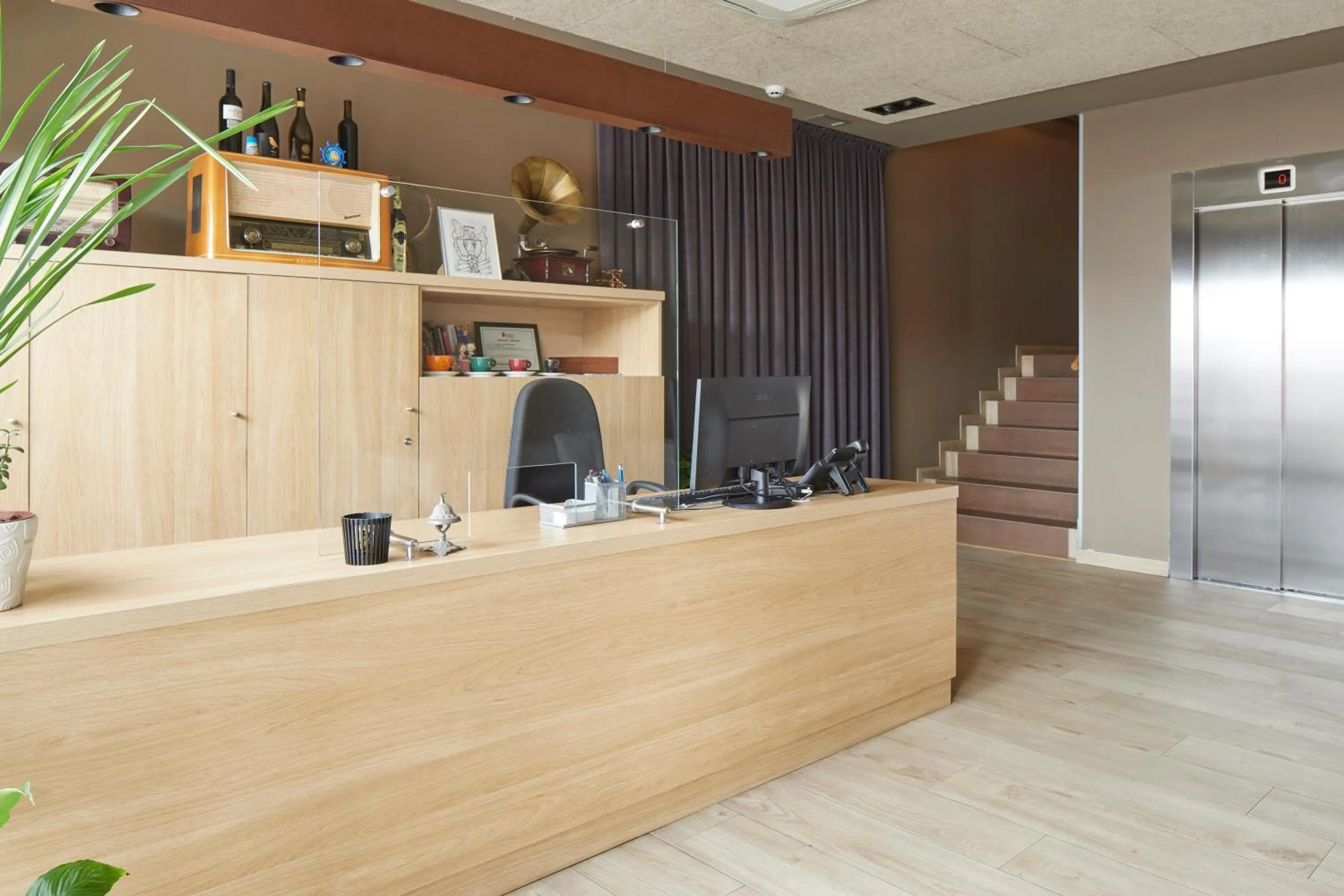 Lobby or reception in Hotel Landaben