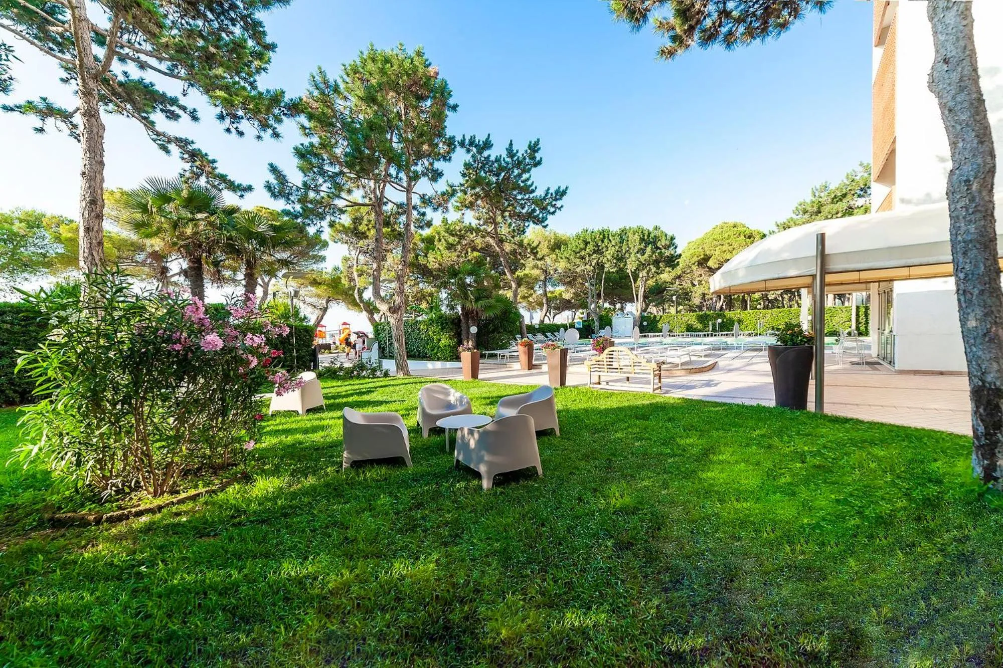 Garden in Hotel American