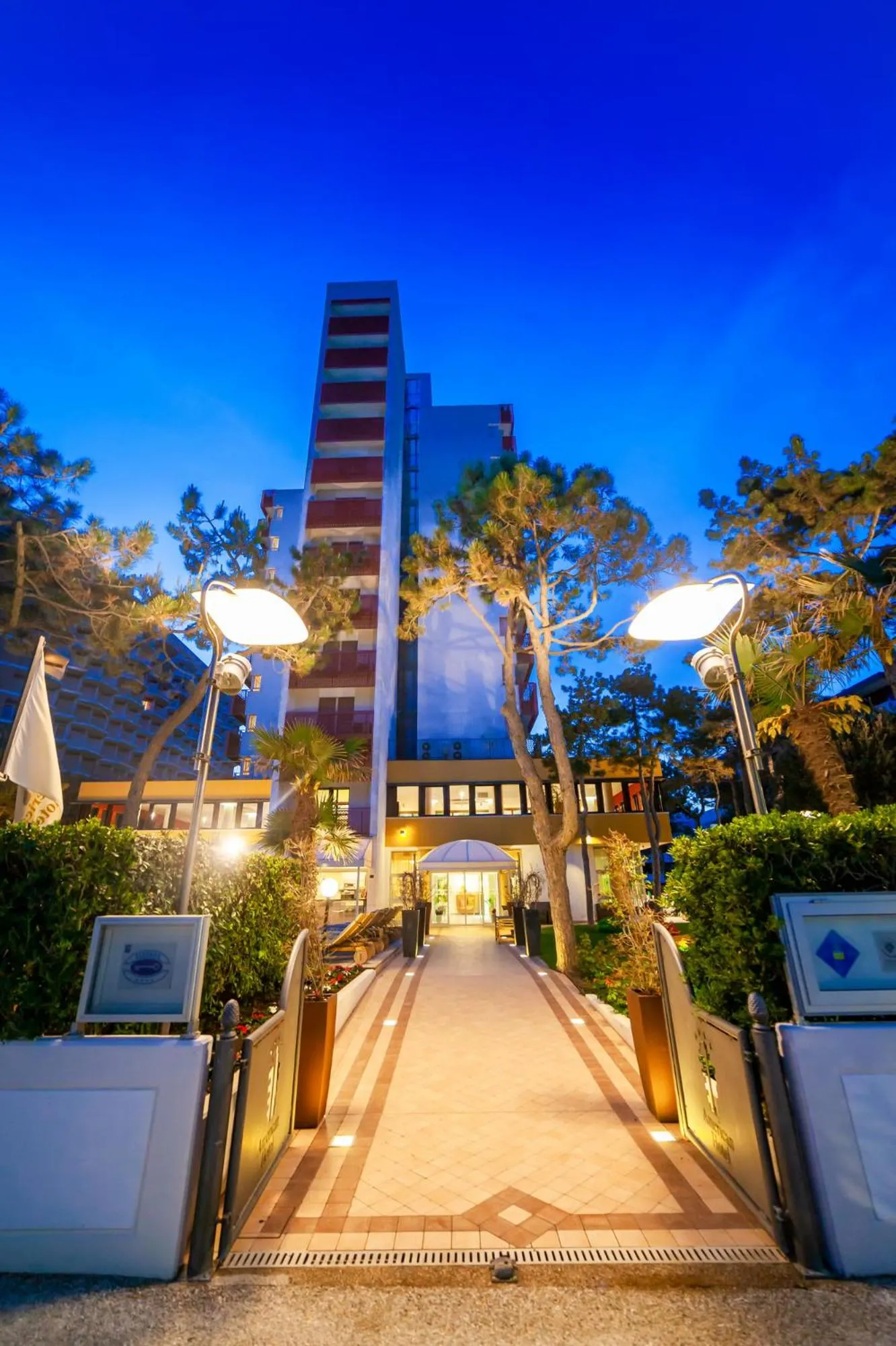 Street view in Hotel American