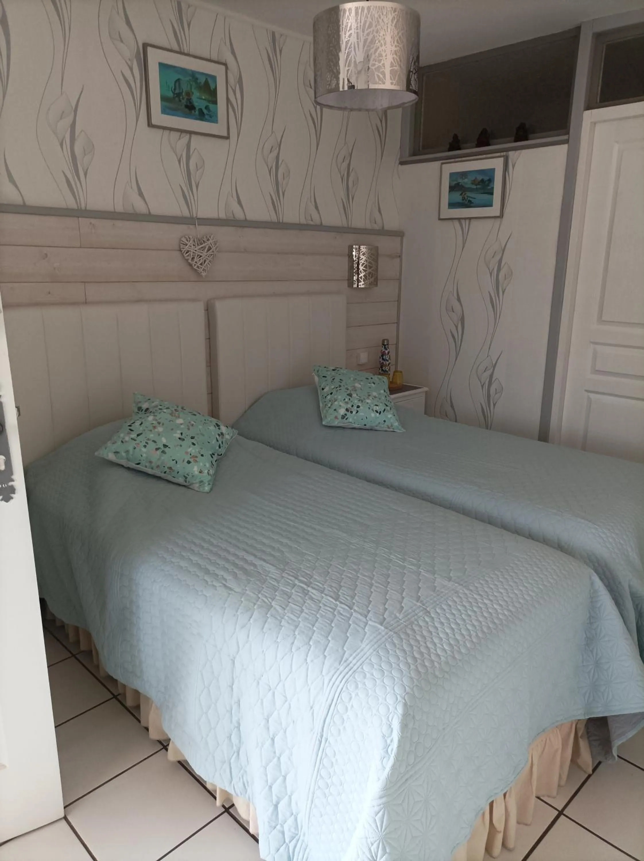 Bedroom, Bed in La Sylreine