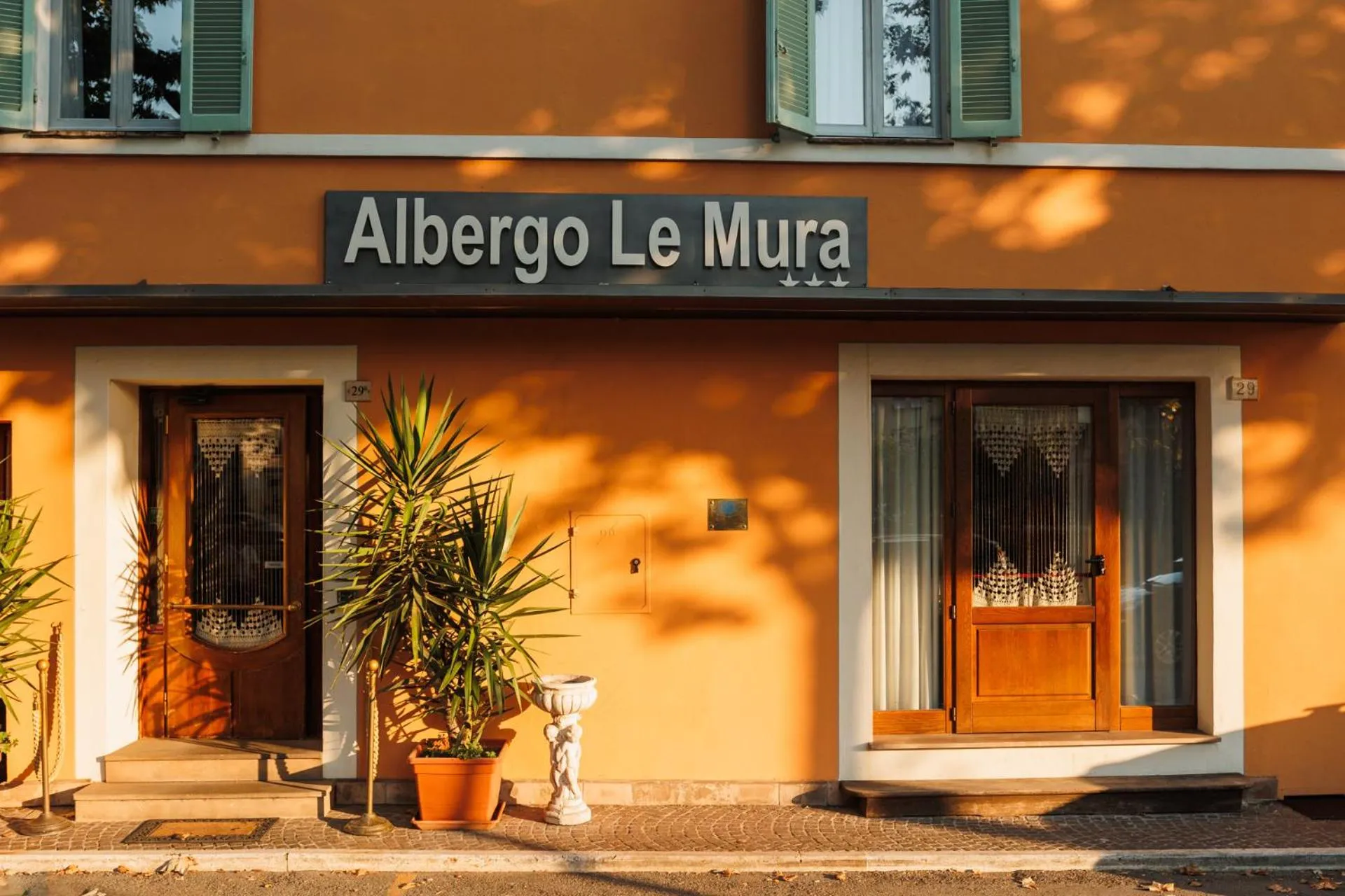 Property building in Hotel Le Mura