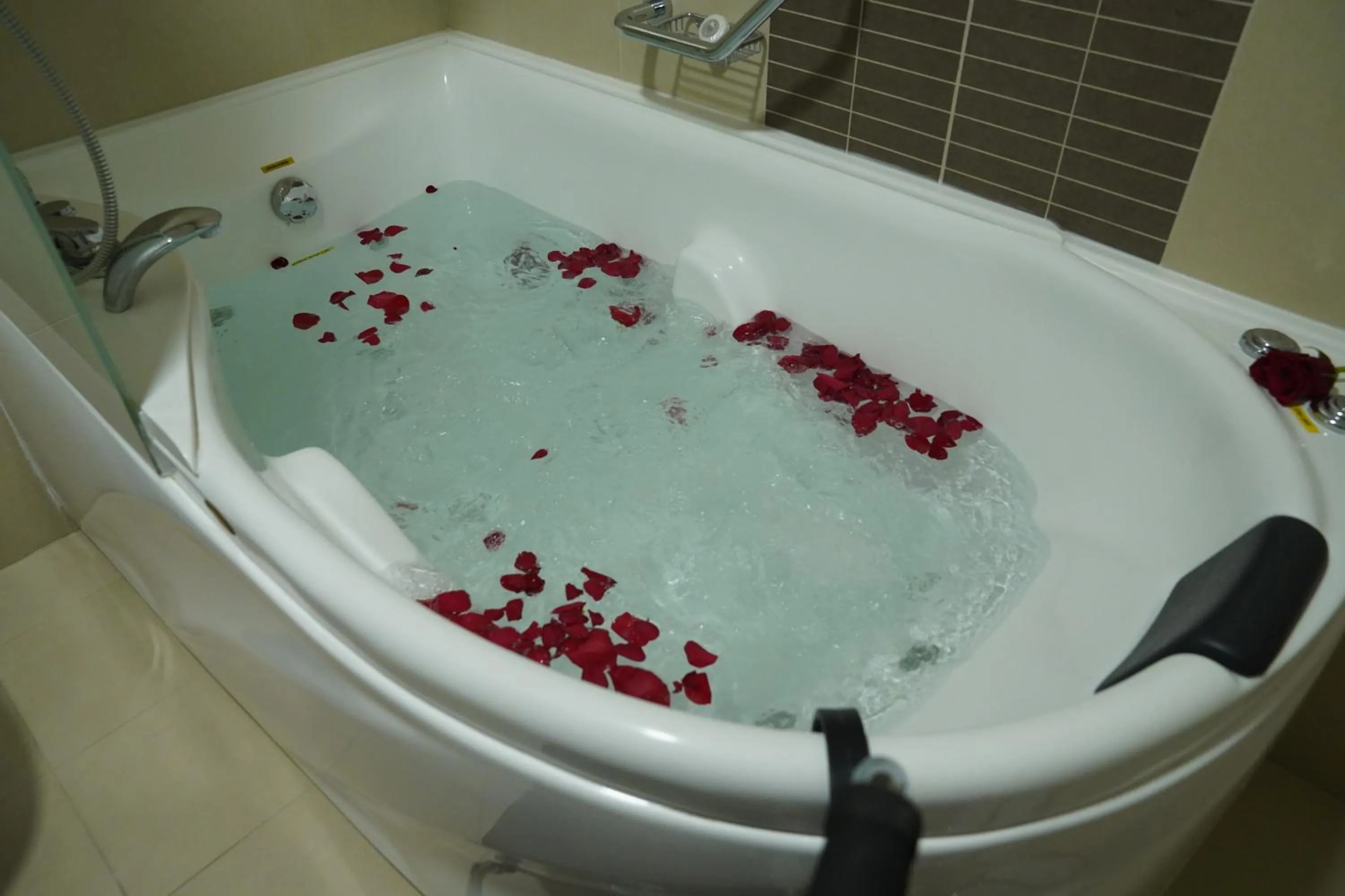 Bathroom in Costa Del Sol Hotel by Arabian Link