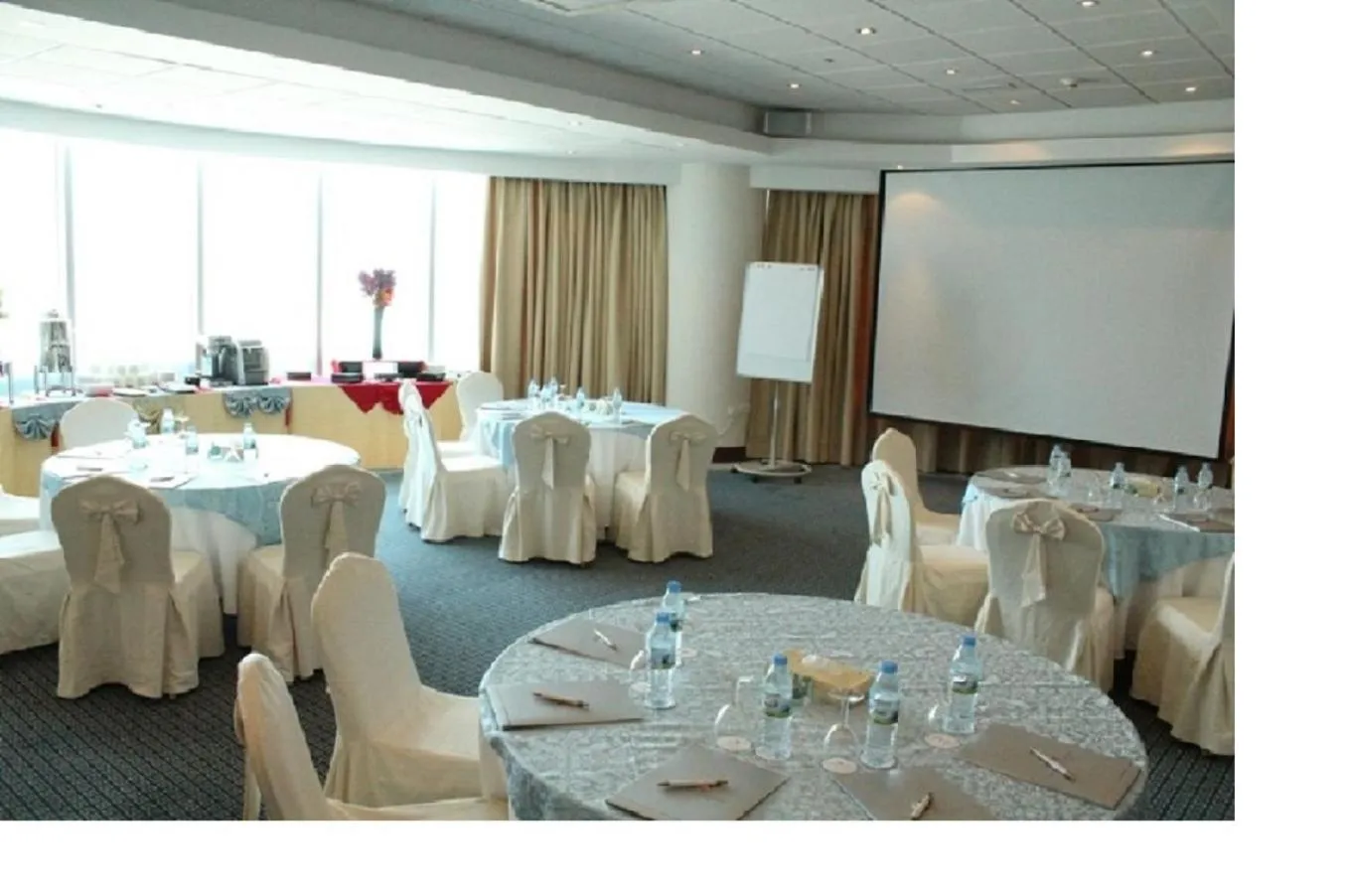 Banquet/Function facilities in Costa Del Sol Hotel by Arabian Link