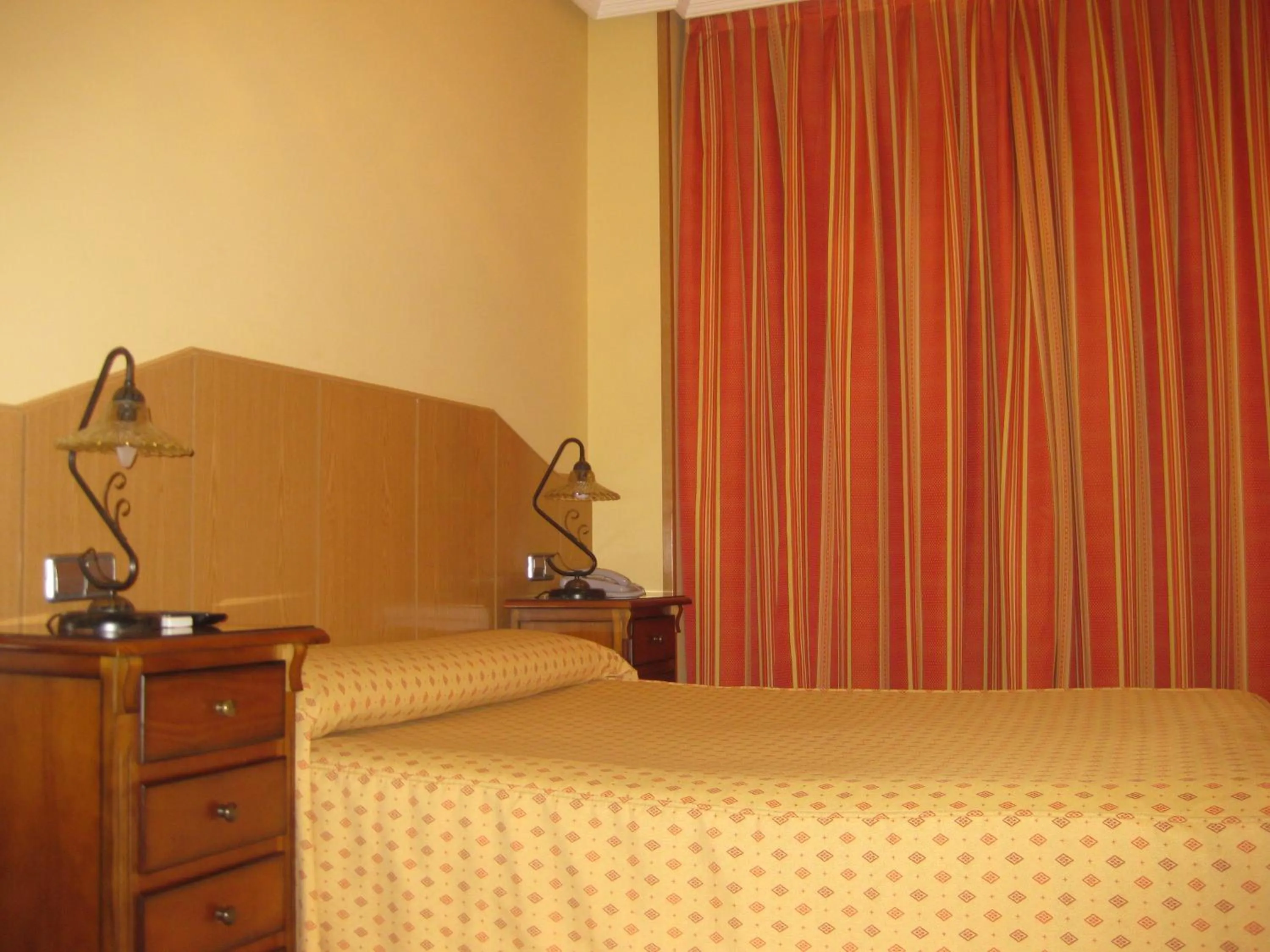 Photo of the whole room, Bed in Hostal Maria Ronda