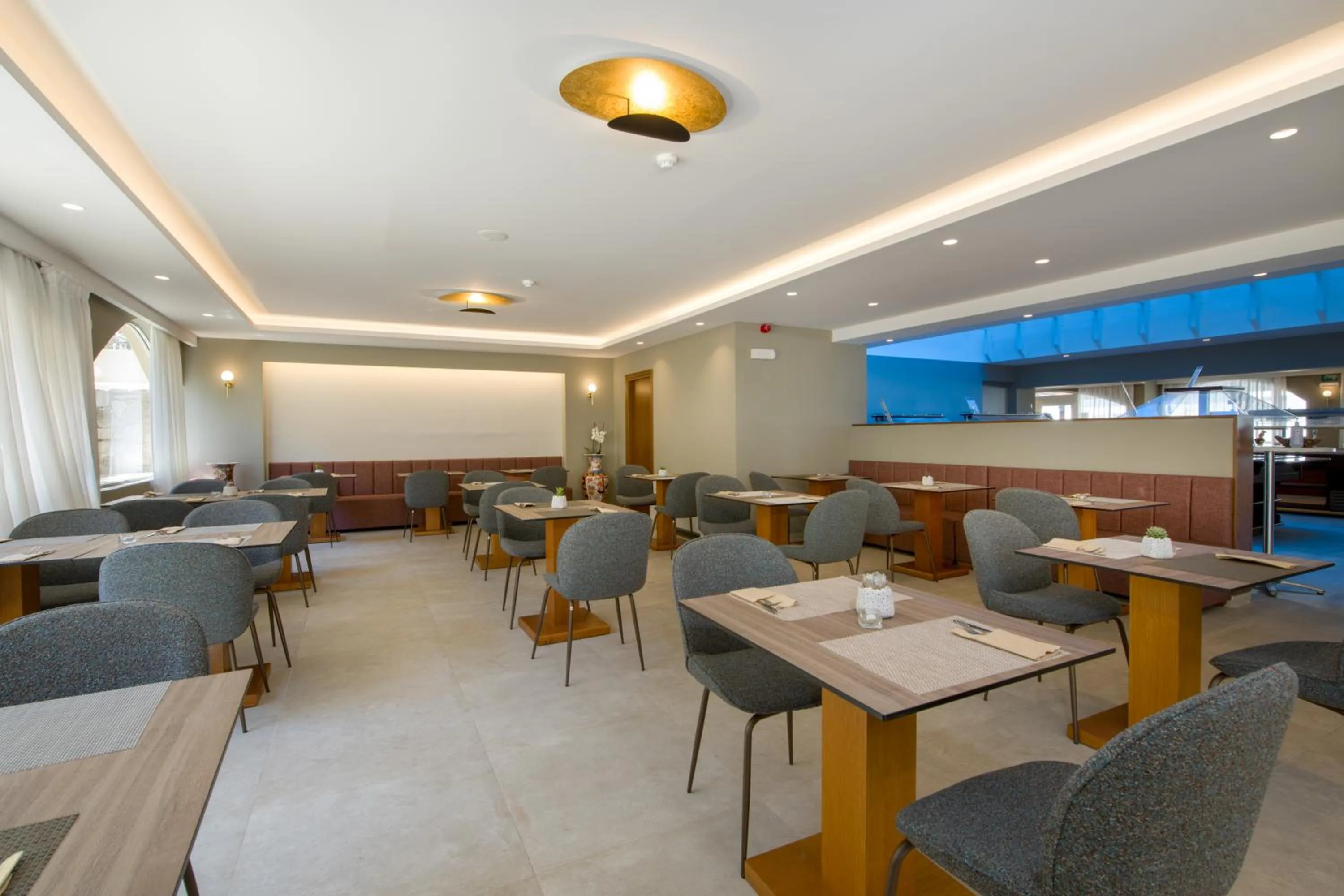 Restaurant/places to eat in Kalyves Beach Hotel