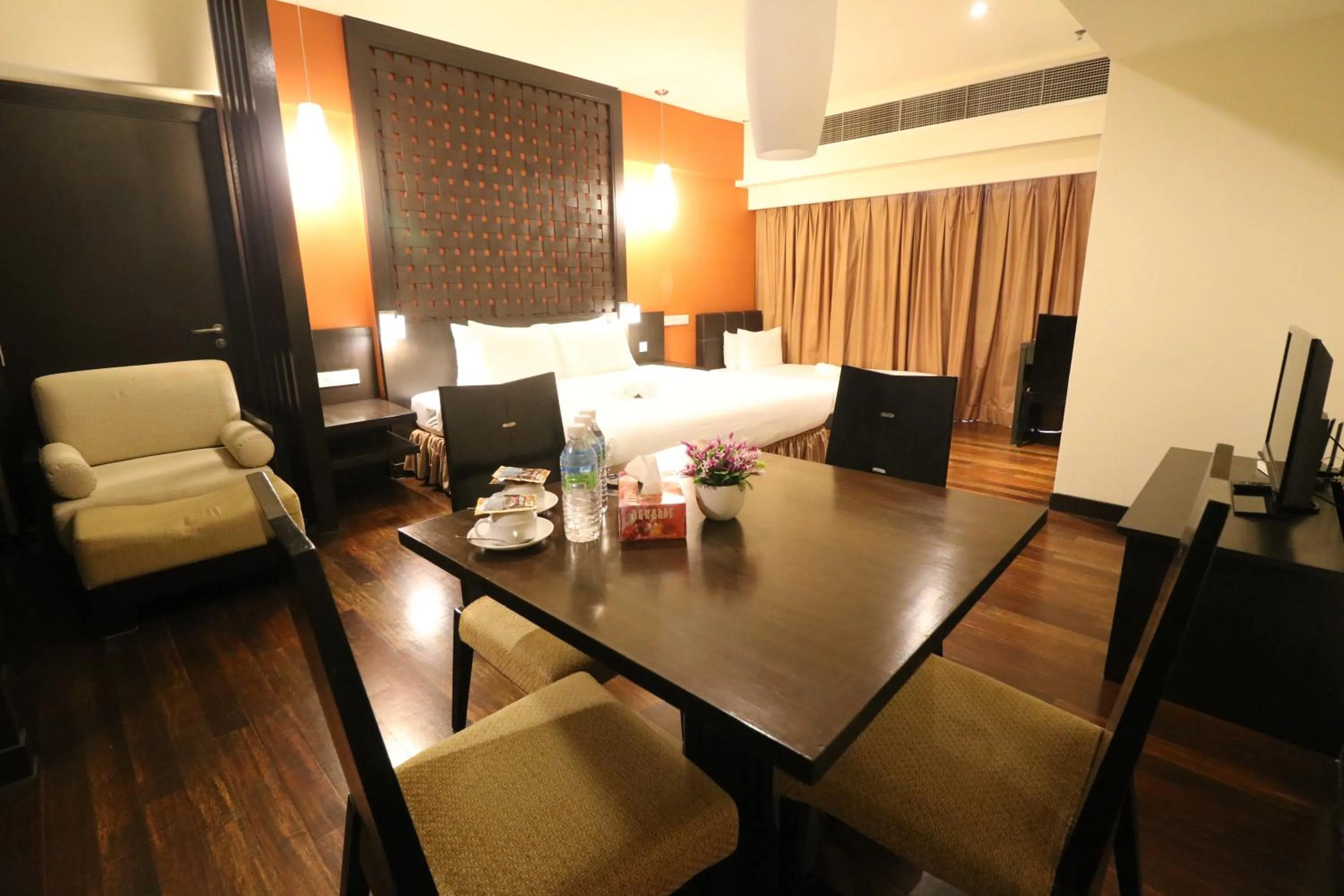 TV and multimedia in Millennium Suite At Pyramid Tower