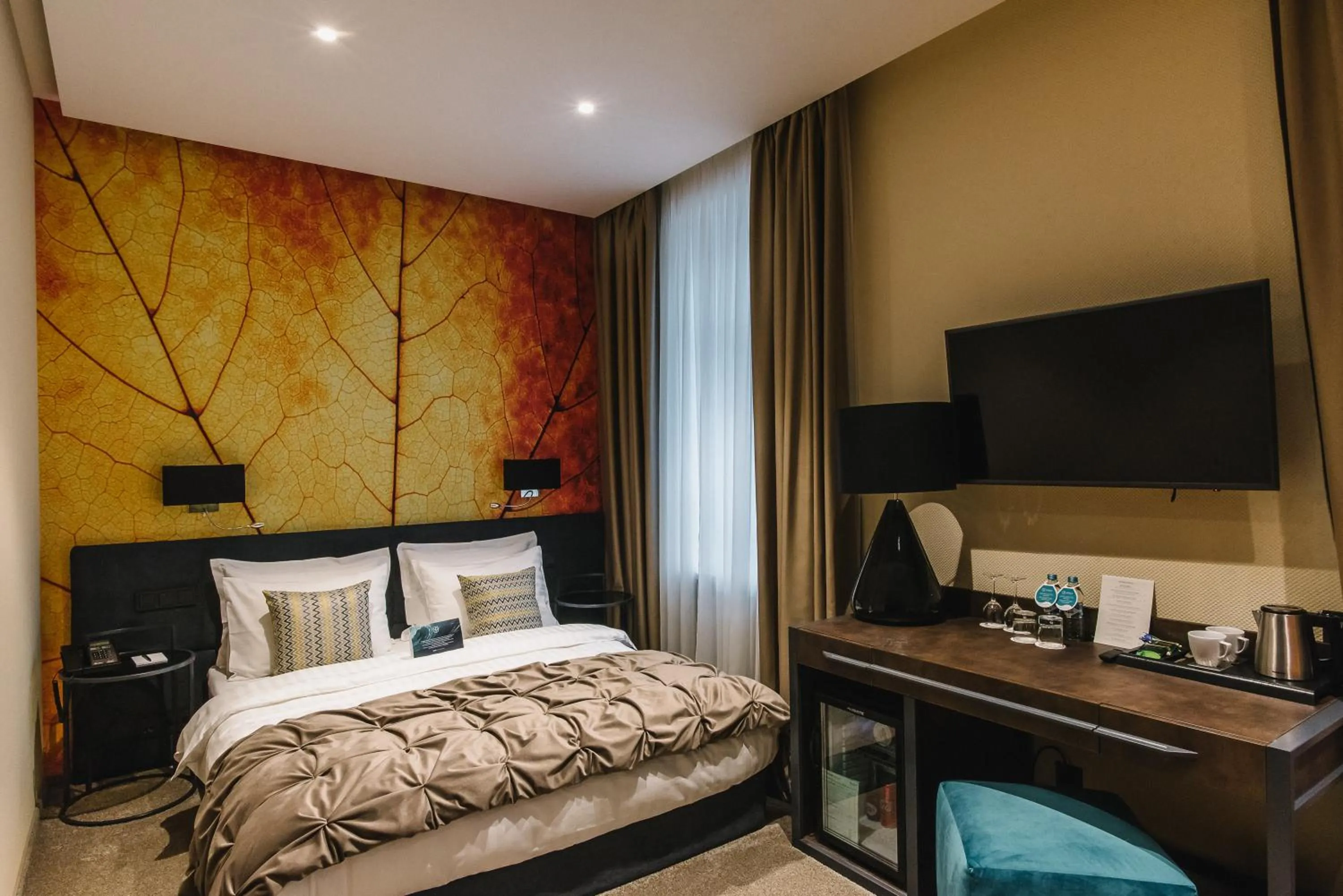 Photo of the whole room, Bed in Noble Boutique Hotel