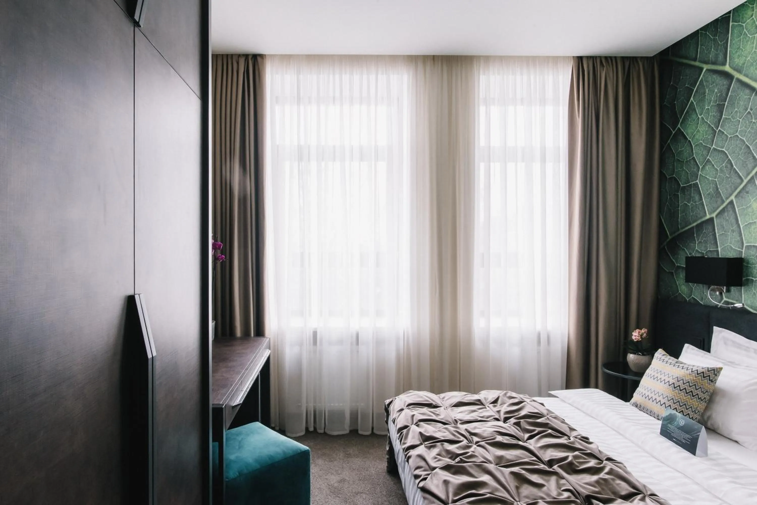 Photo of the whole room, Bed in Noble Boutique Hotel